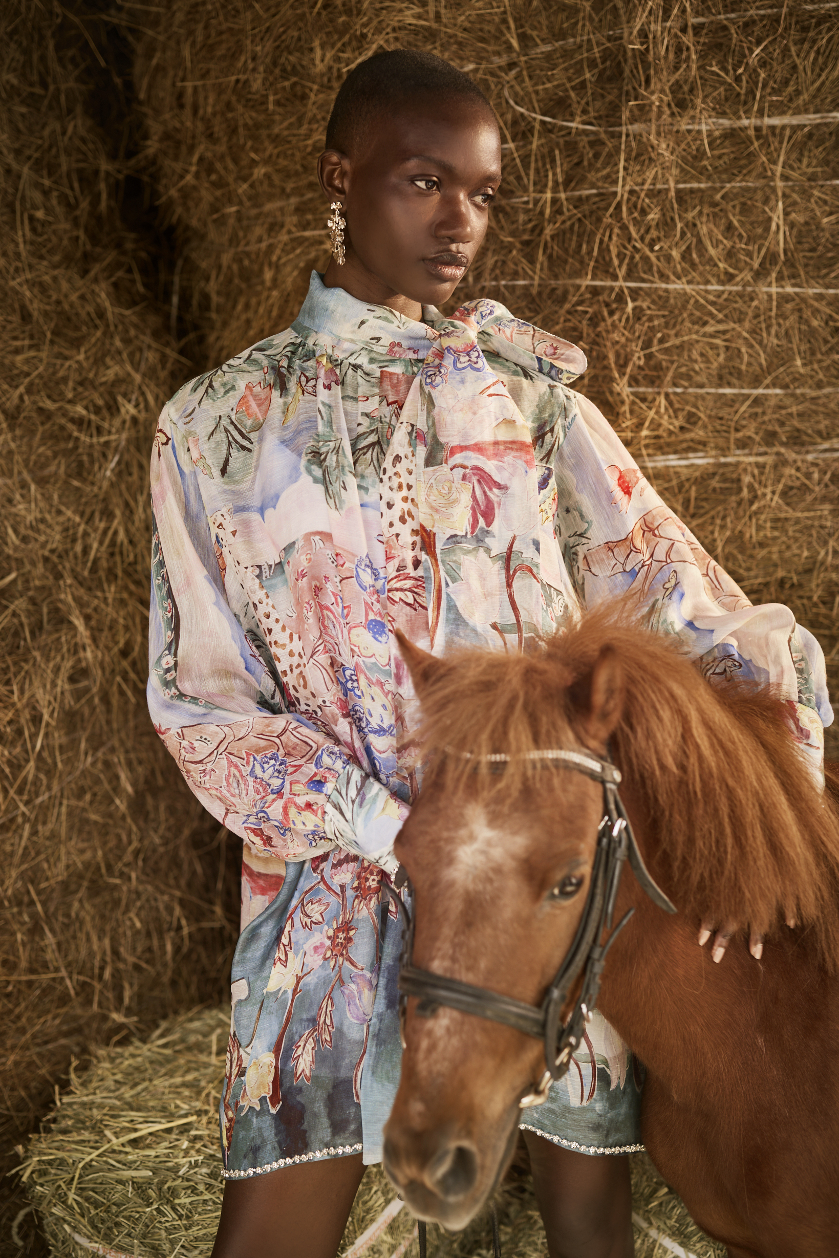 BE15101E1 晨露調色盤手繪花卉法式優雅洋裝 (附內襯)