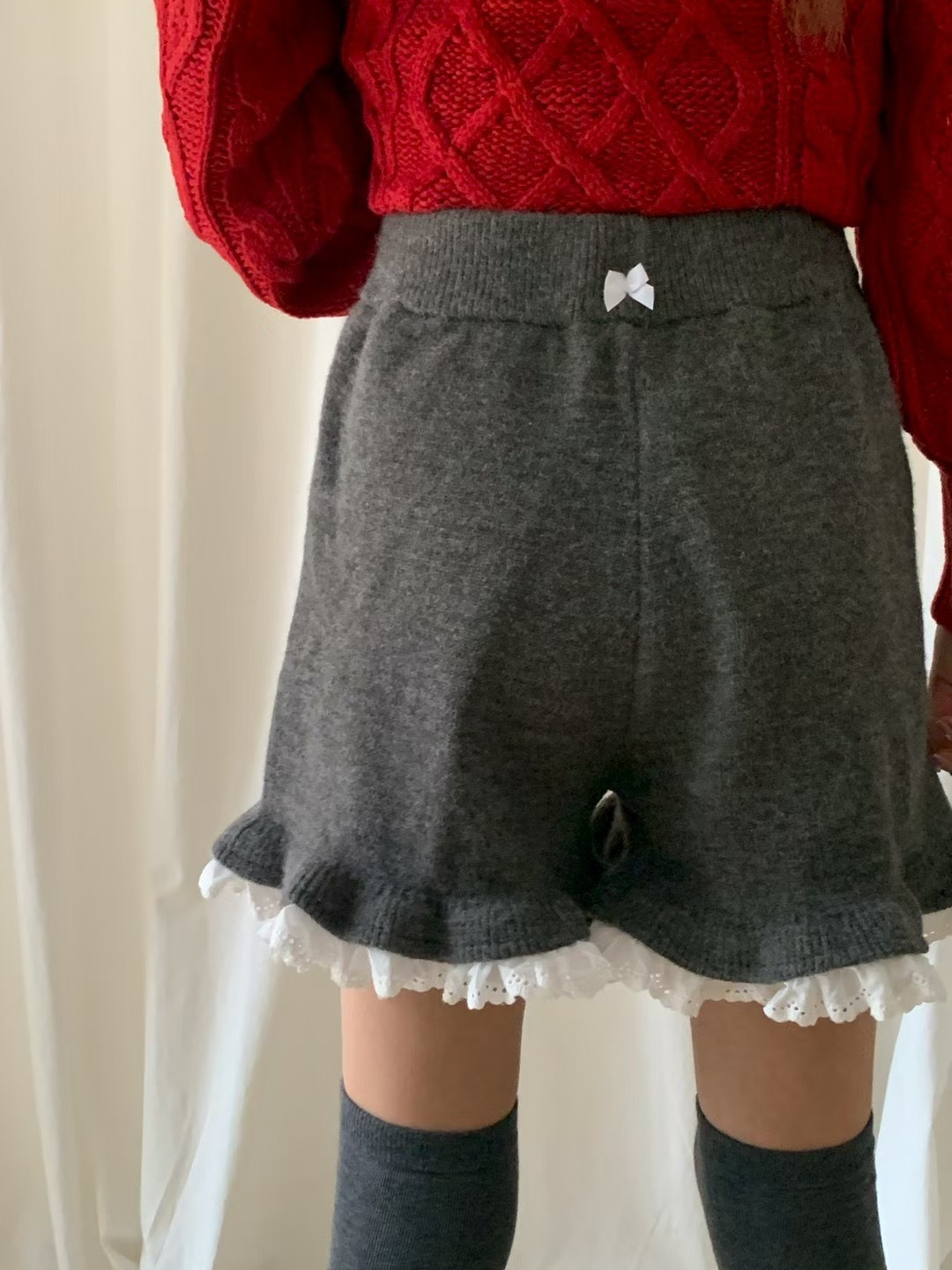 針織蕾絲邊短褲