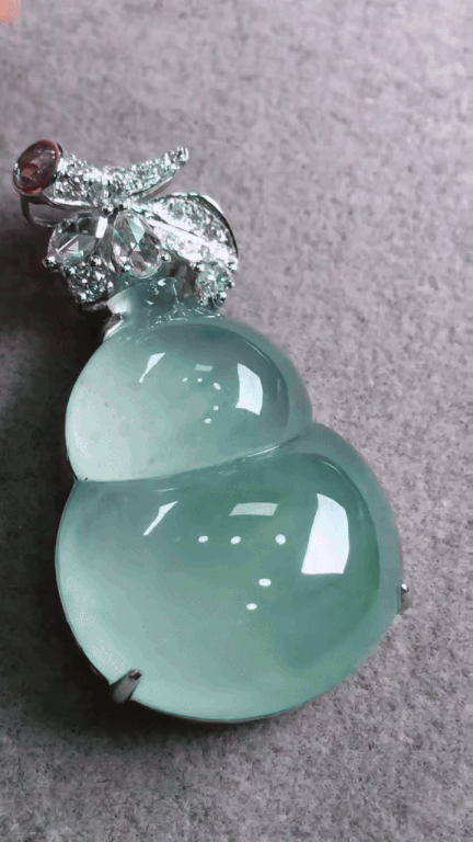 104338 翡翠葫蘆吊墜