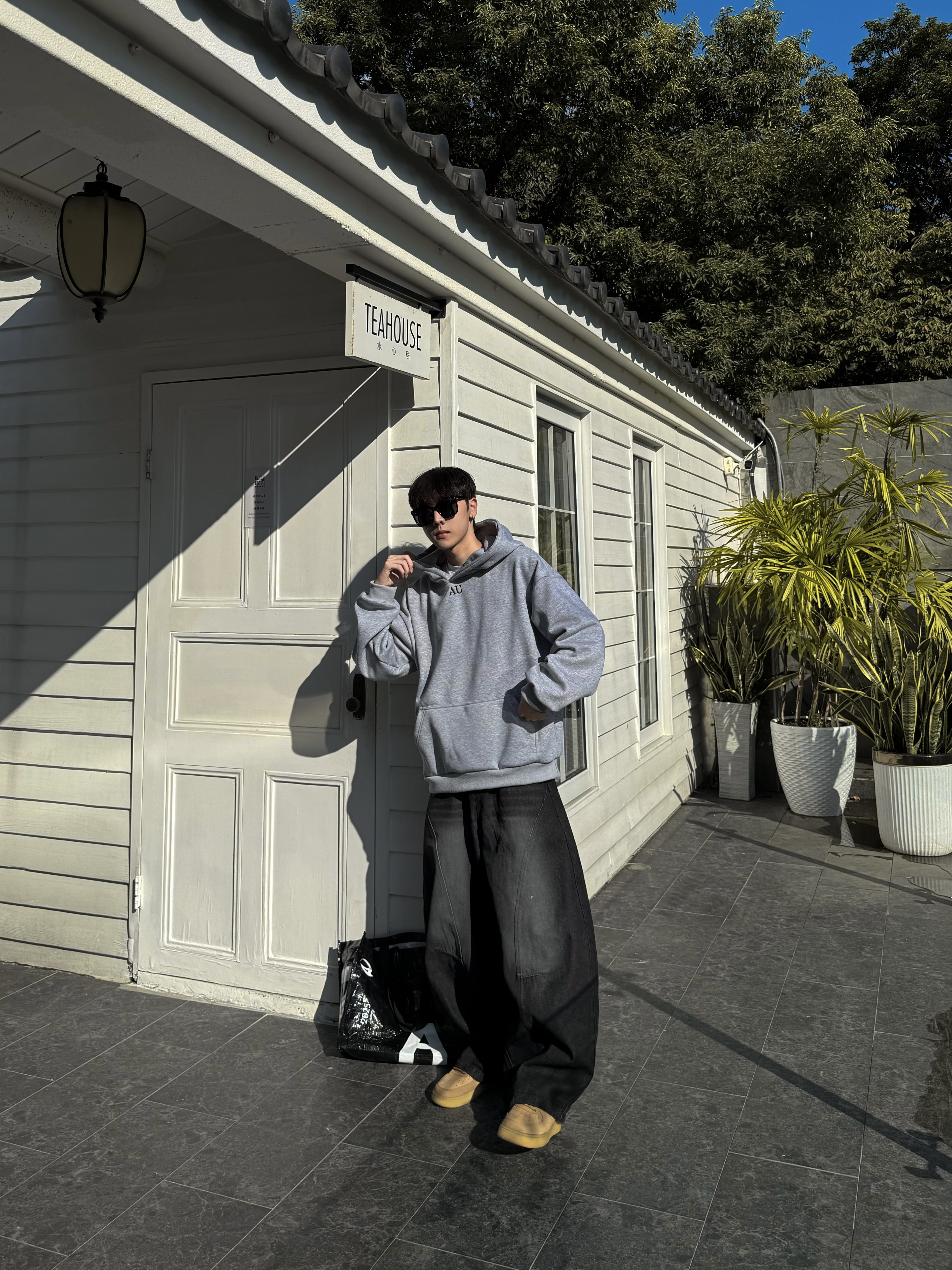 (現貨)獨家自訂款|AU質感刺繡厚磅帽T