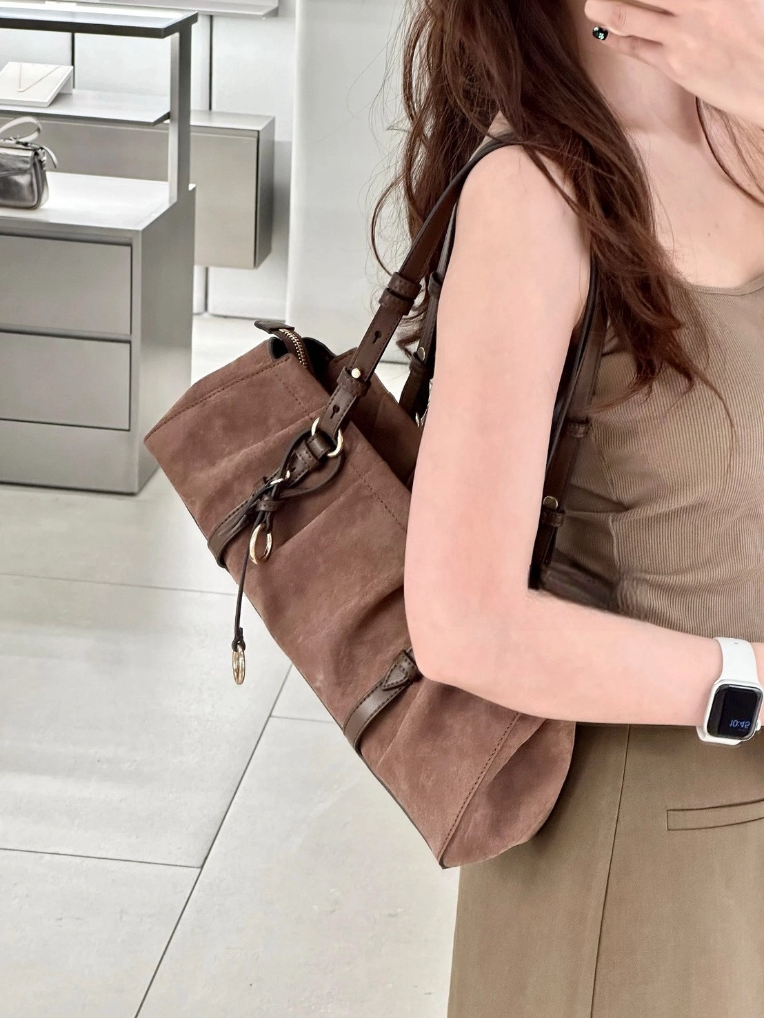 CHARLES & KEITH 小CK 美拉德 摩卡棕 法棍包