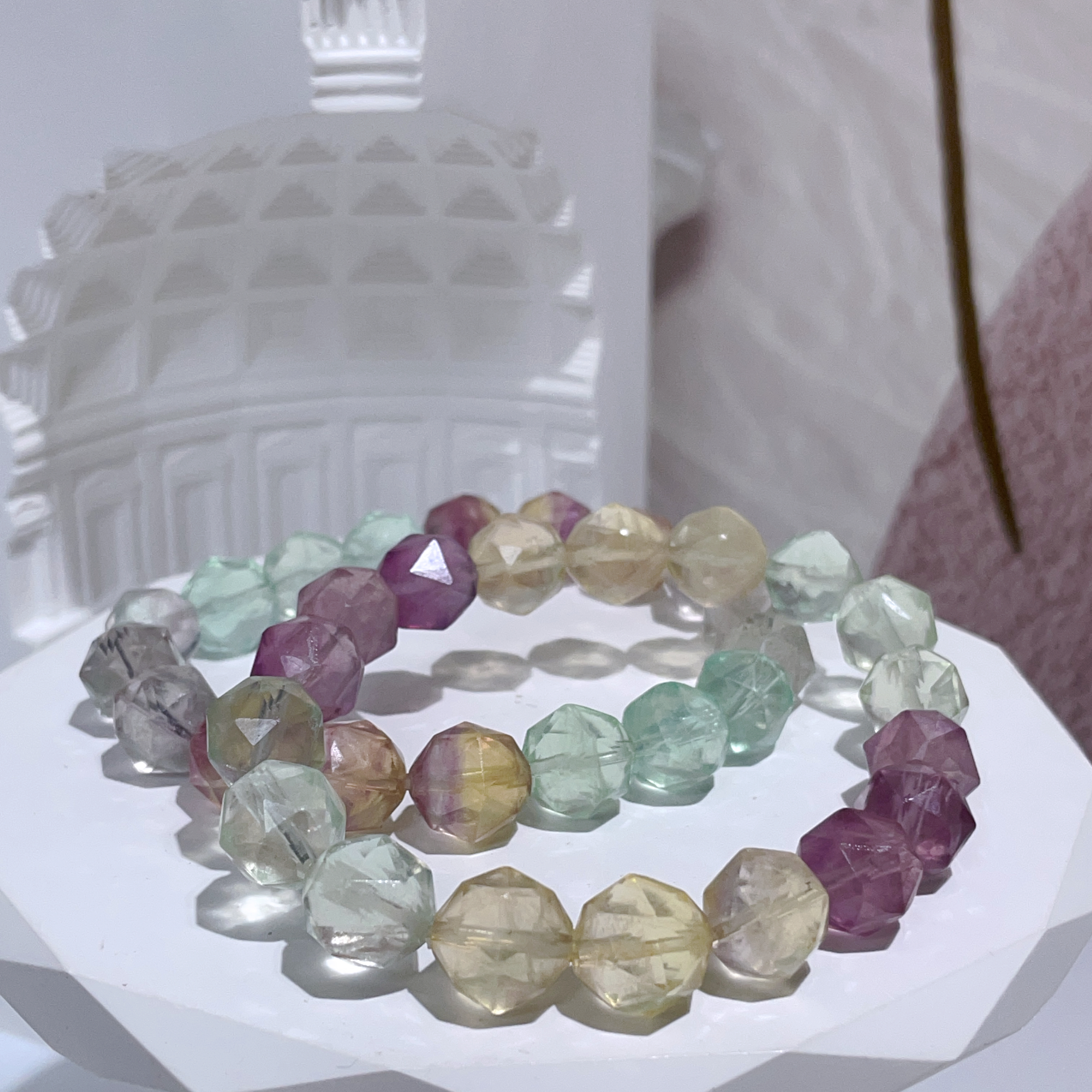 鑽切彩瑩石手串 11mm