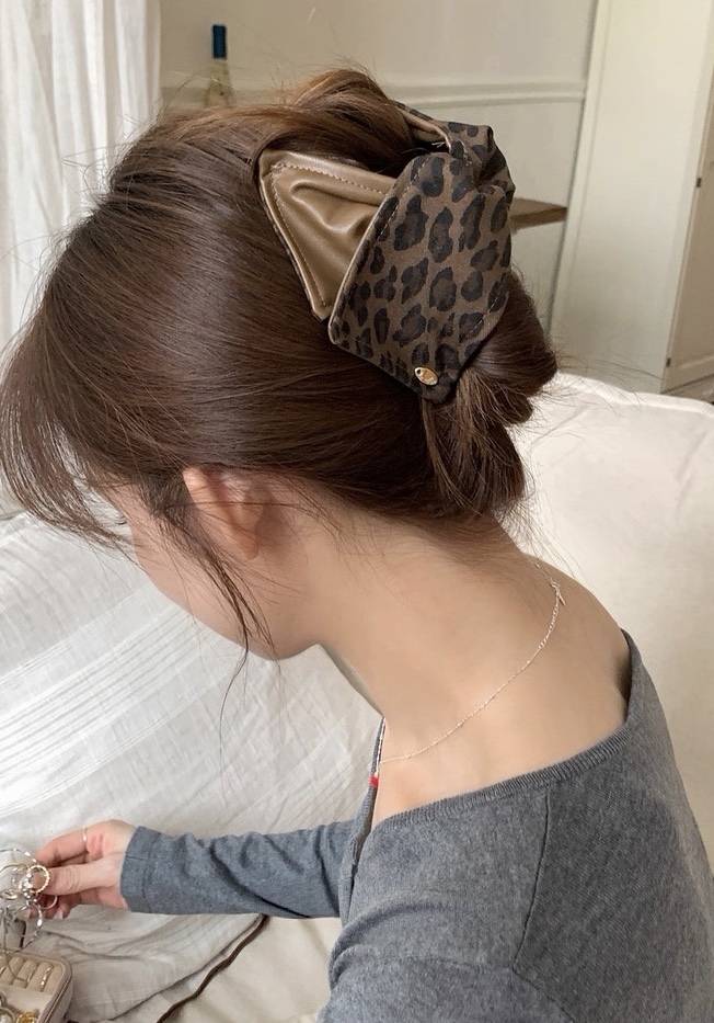 Me.gusta｜Wild Whisper 豹紋蝴蝶結髮夾