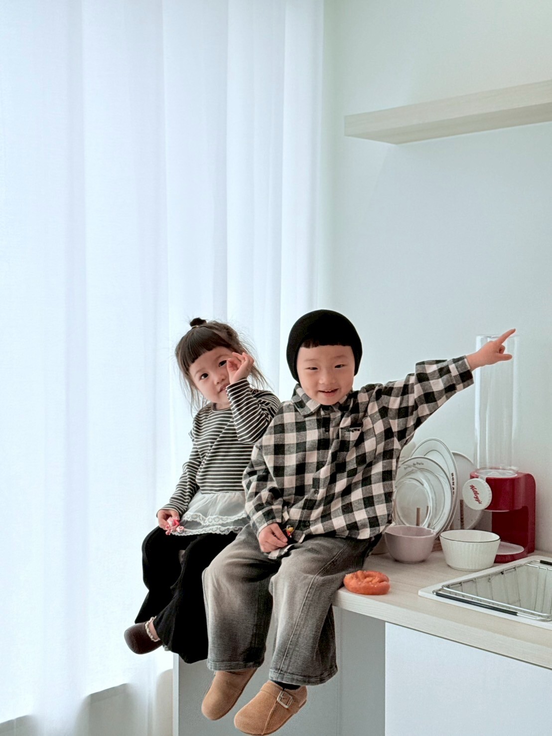 霧灰水洗牛仔寬褲