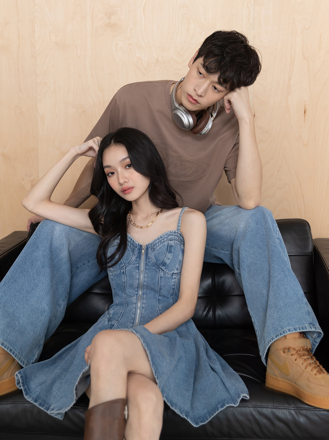 收腰百褶牛仔洋裝