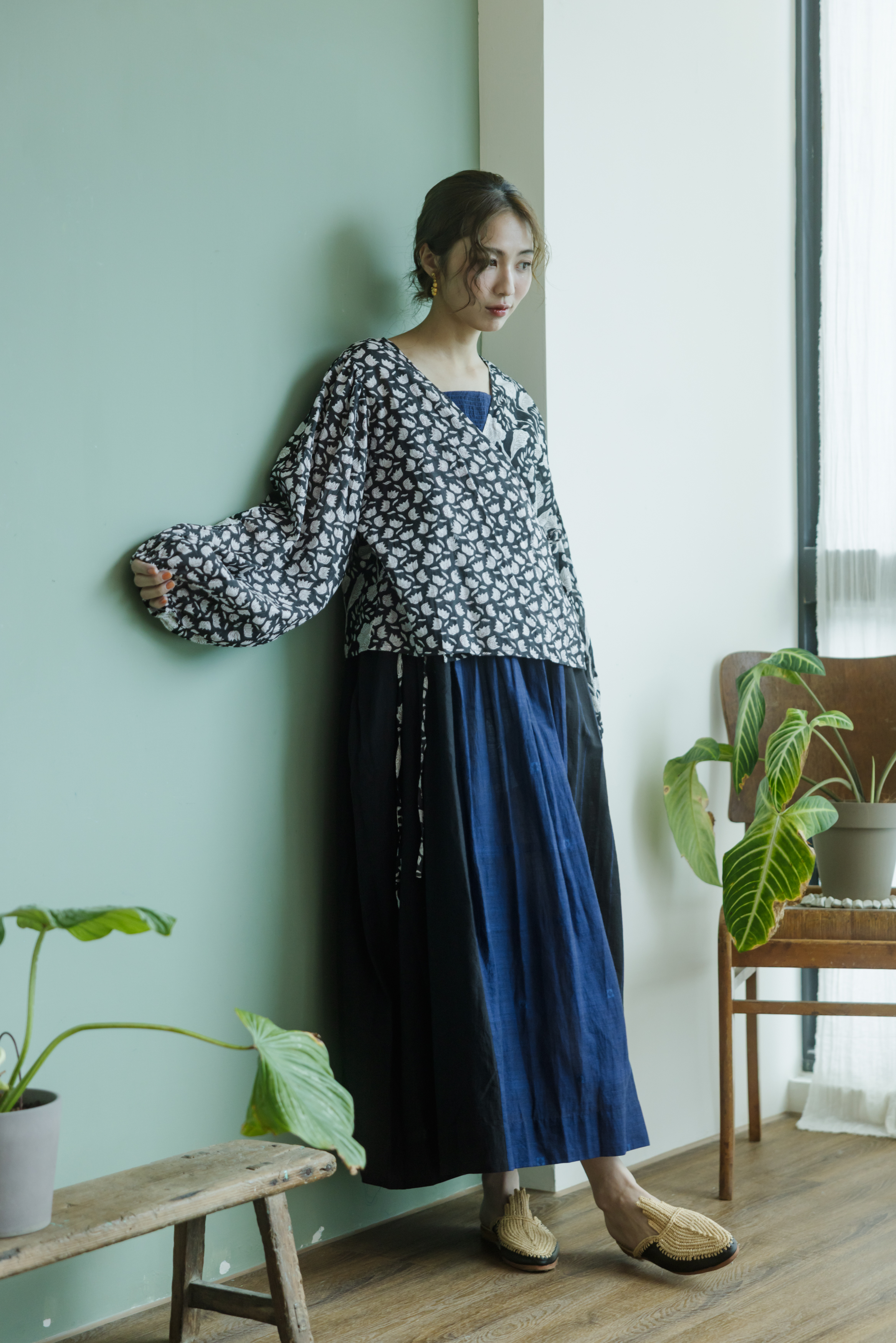 慵懶拼接長袖綁帶外套＿黑拼