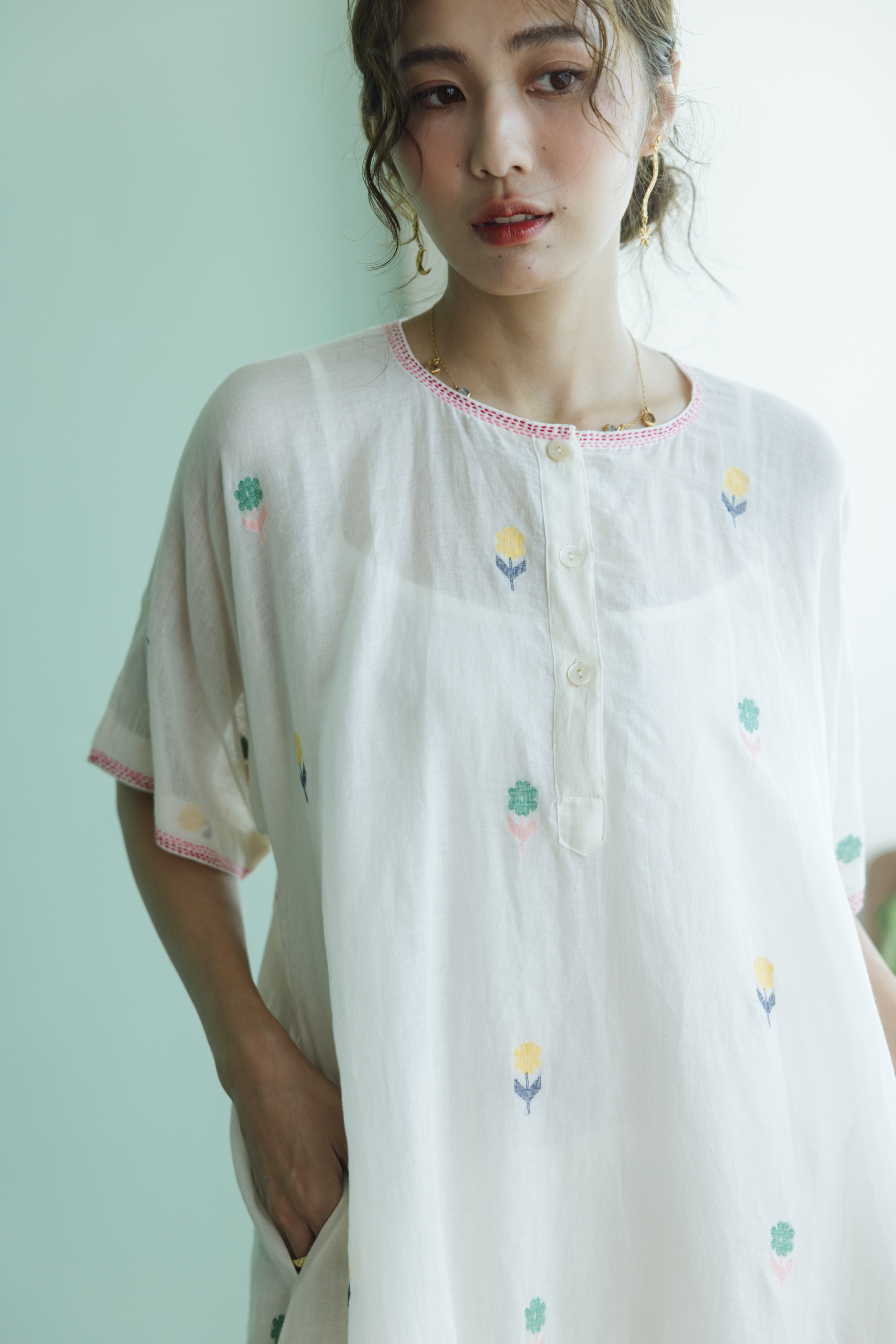 Jamdani織紋蓮花刺繡短袖長洋裝