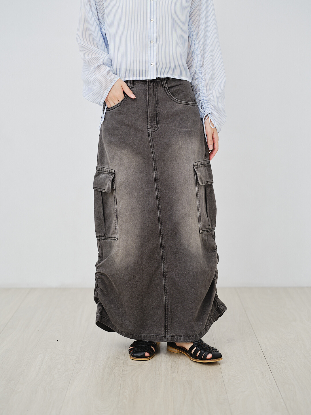 影子二重奏！牛仔工裝半身裙(三色-水洗黑)