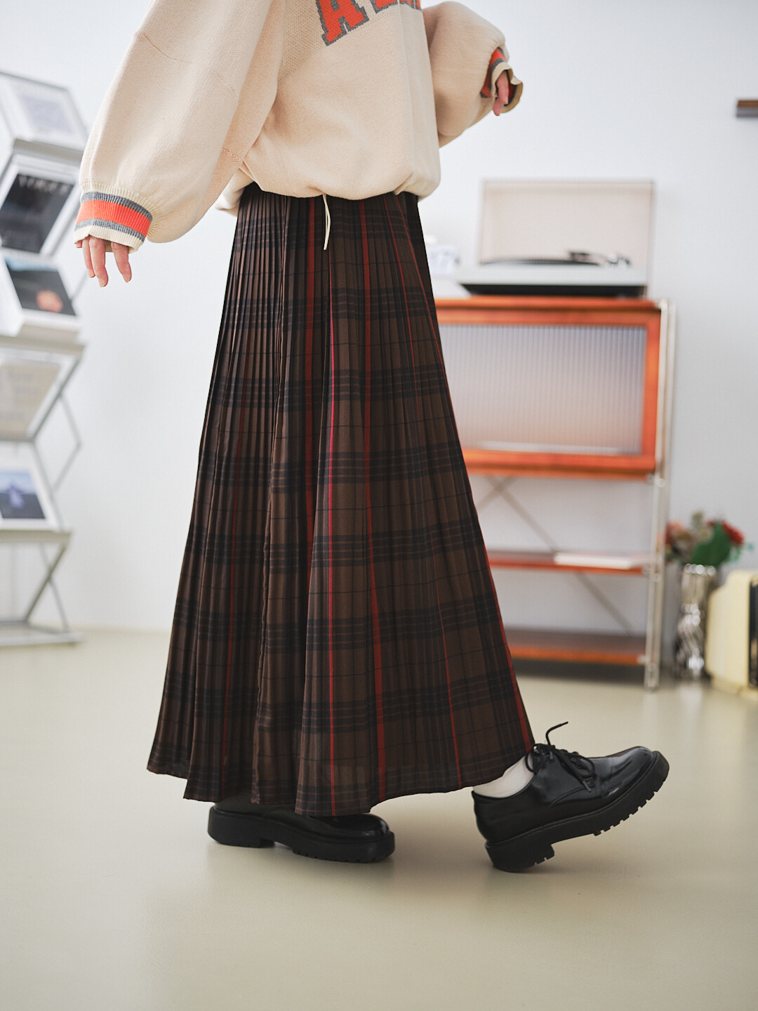 (限量)漫遊小京都！拼色格紋百褶裙(兩色-暖棕)