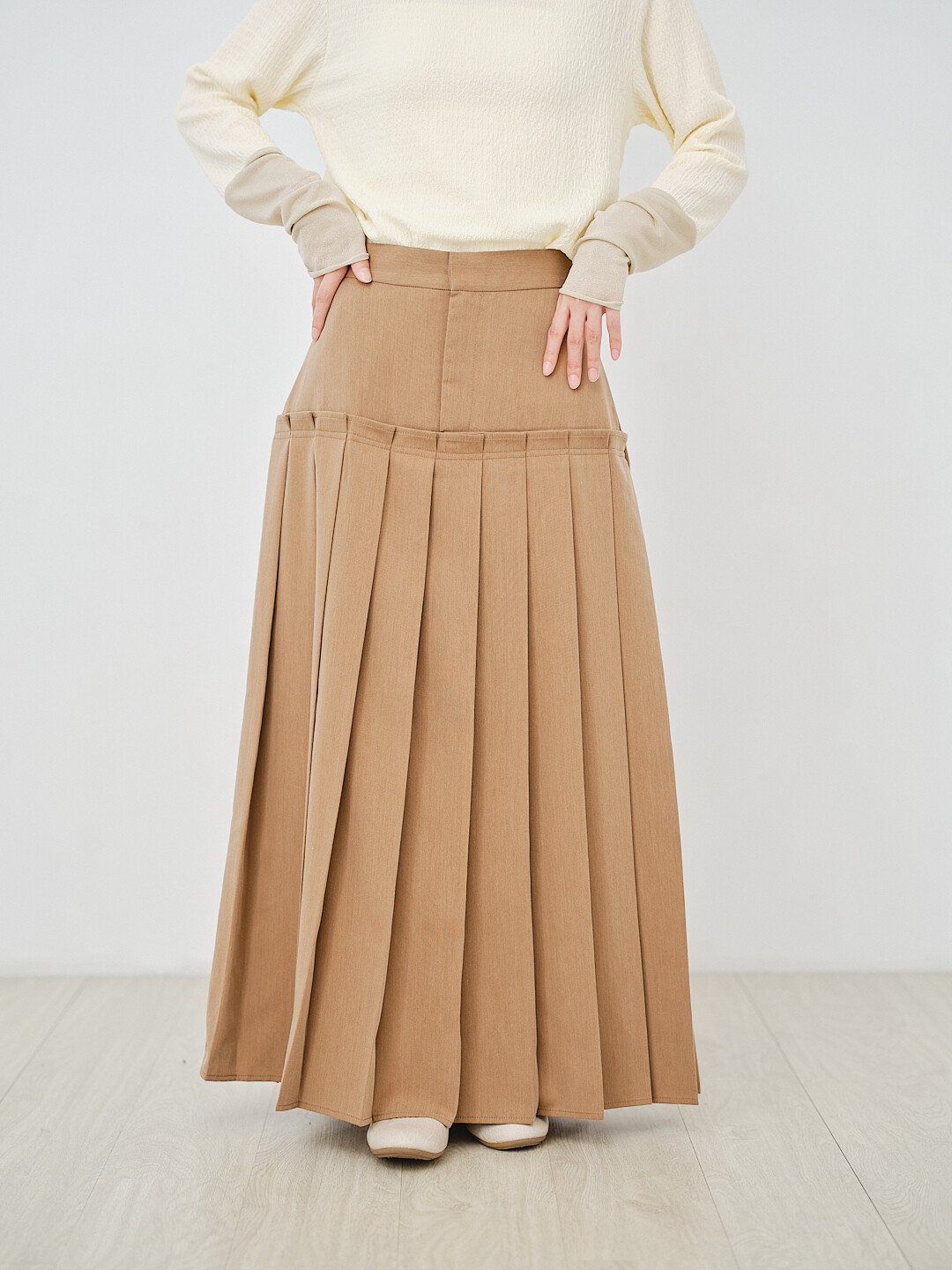 (限量)霧中航行！TR 斜紋布百褶裙(兩色-茶棕)