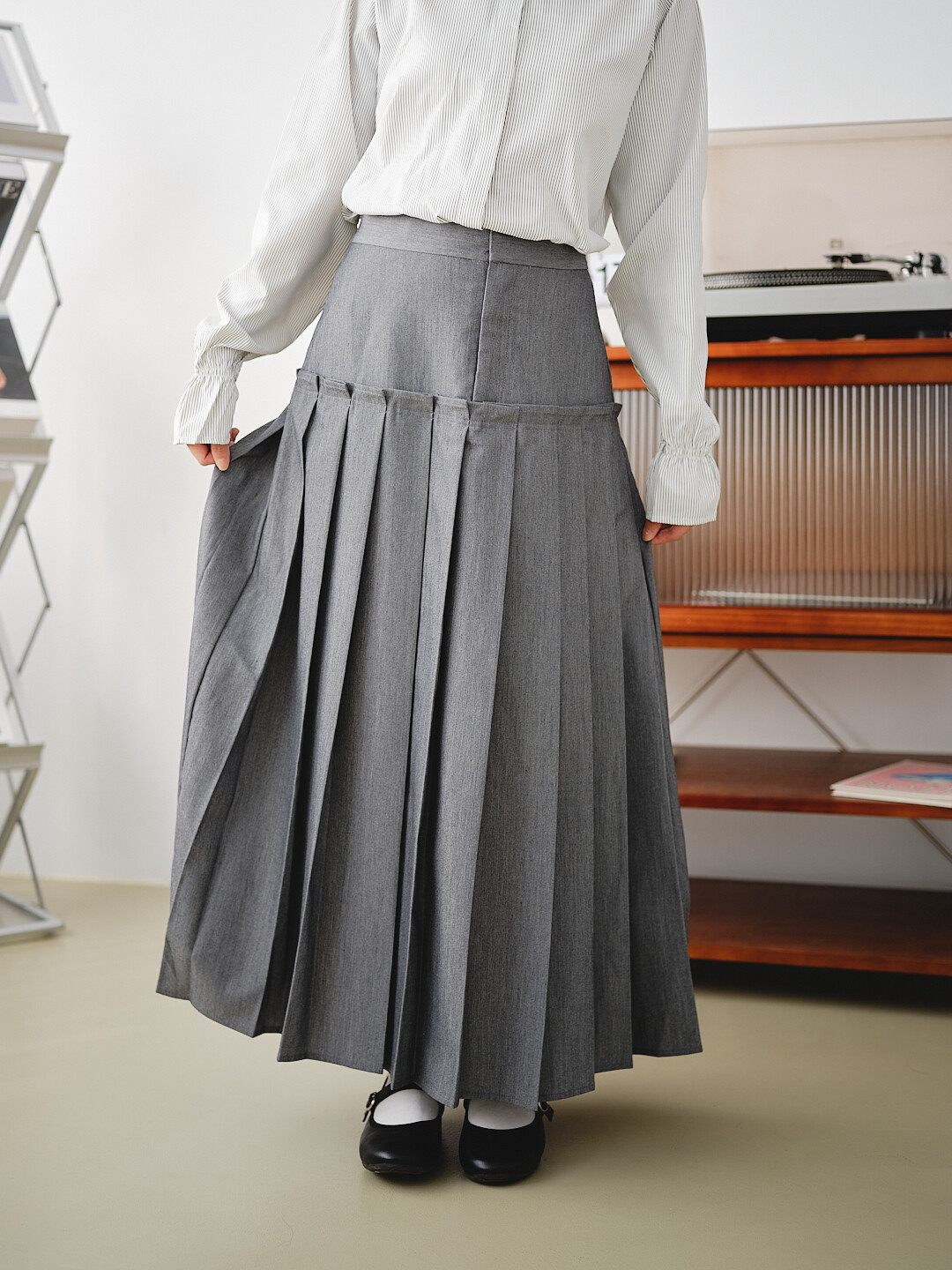 (限量)霧中航行！TR 斜紋布百褶裙(兩色-灰)