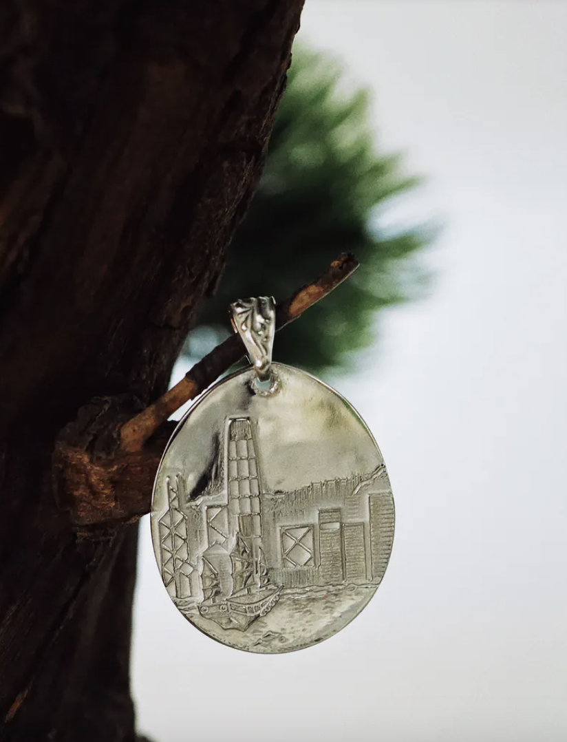 香港限定本雕餅吊墜