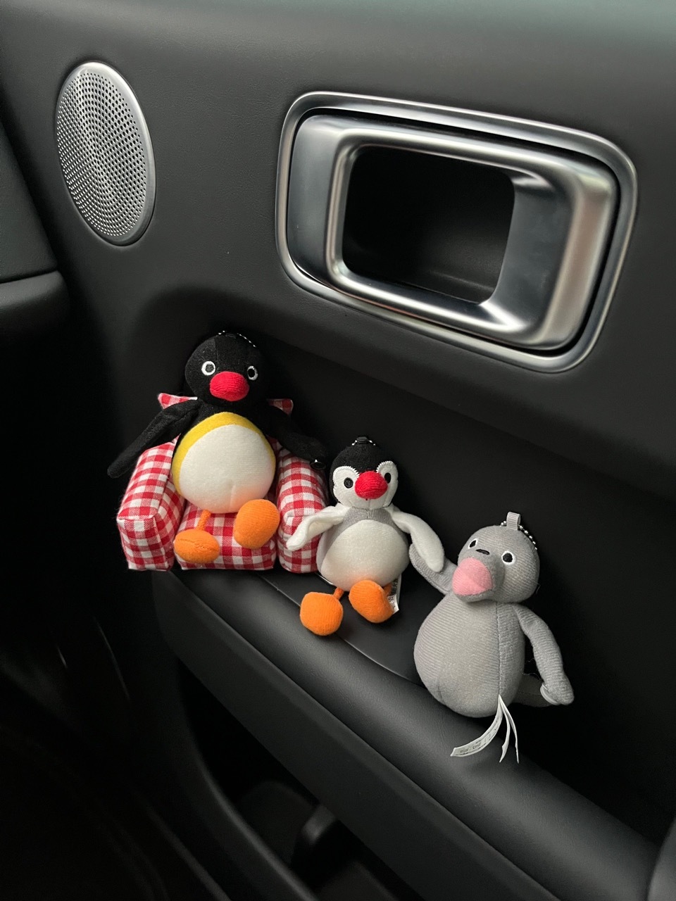 PINGU 企鵝家族 正版授權 小腳腳組合 吊飾 鑰匙圈 一組3入 / 預購