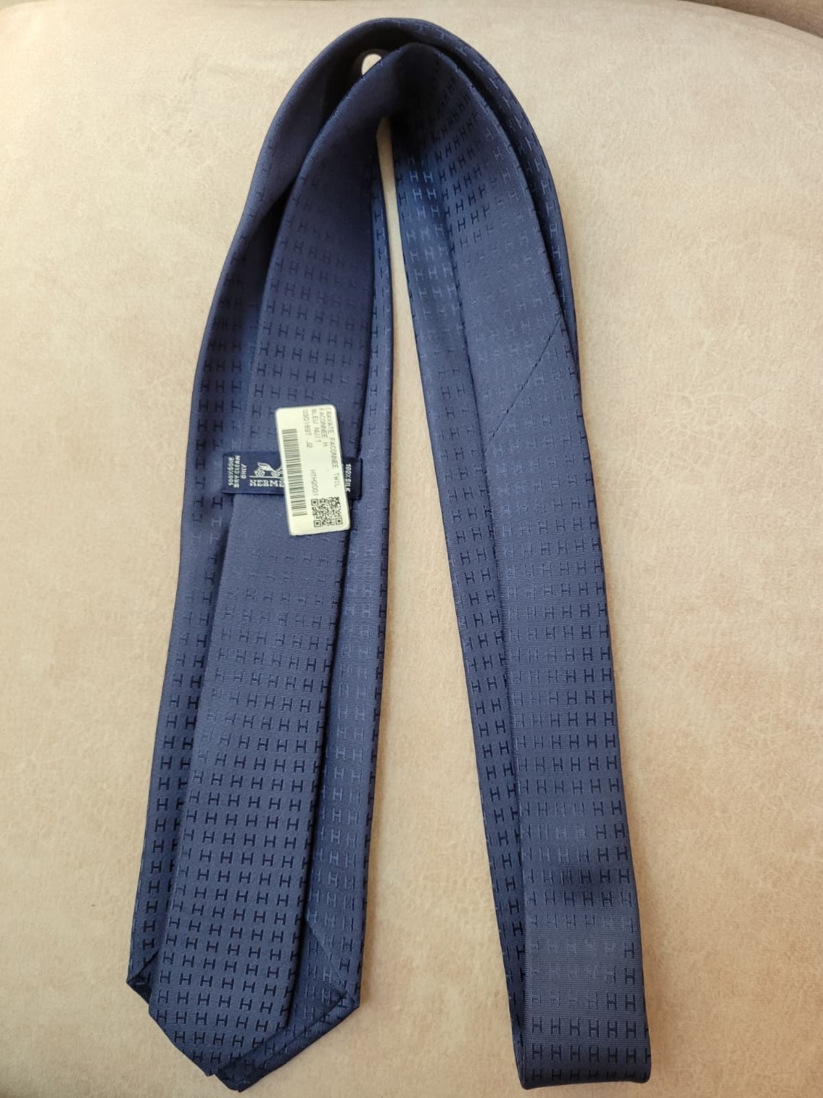HERMES FACONNEE H TIE BLEU NUIT NO.55