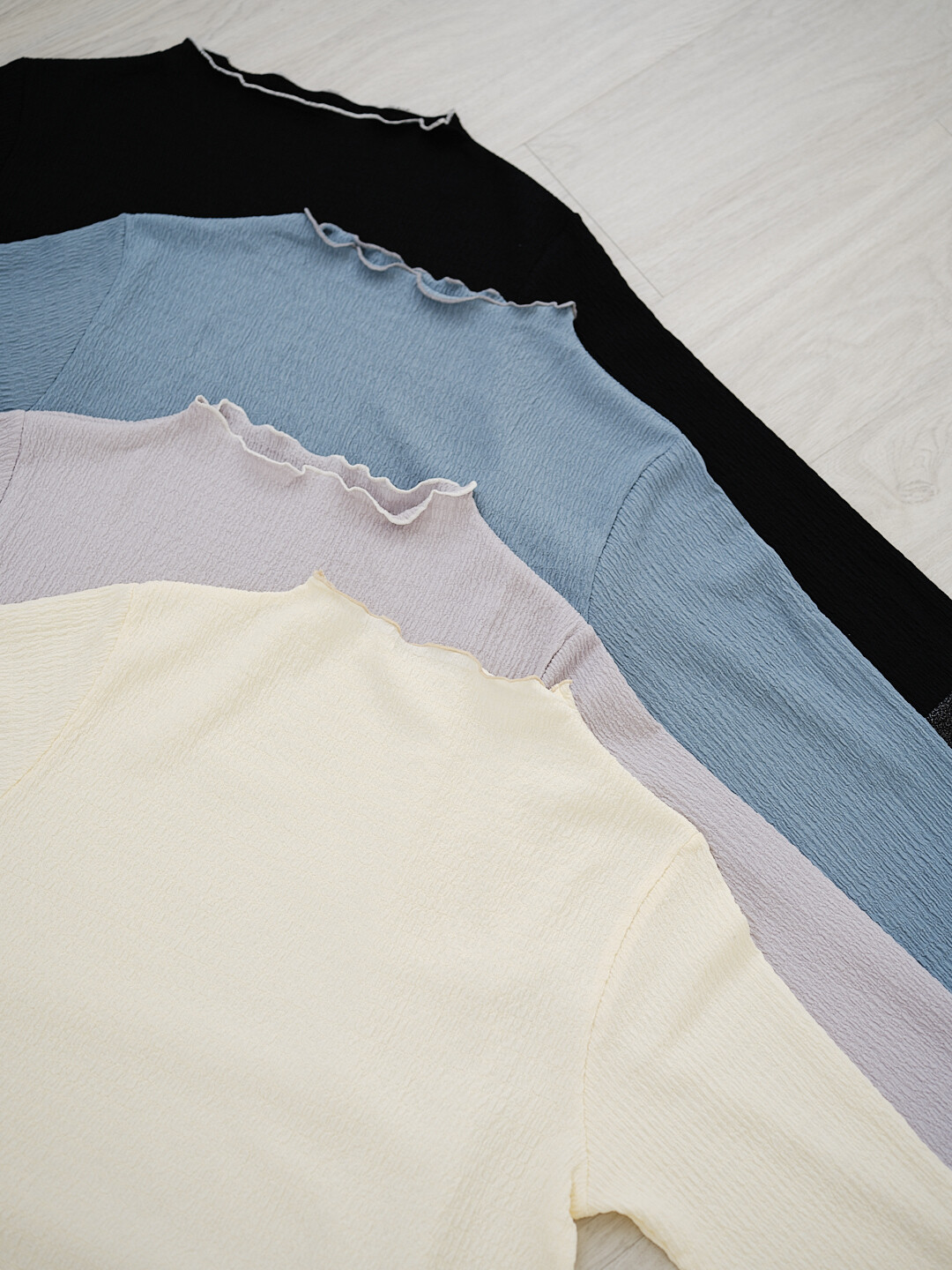 銀河脈動！金蔥拼接緹花上衣(四色)