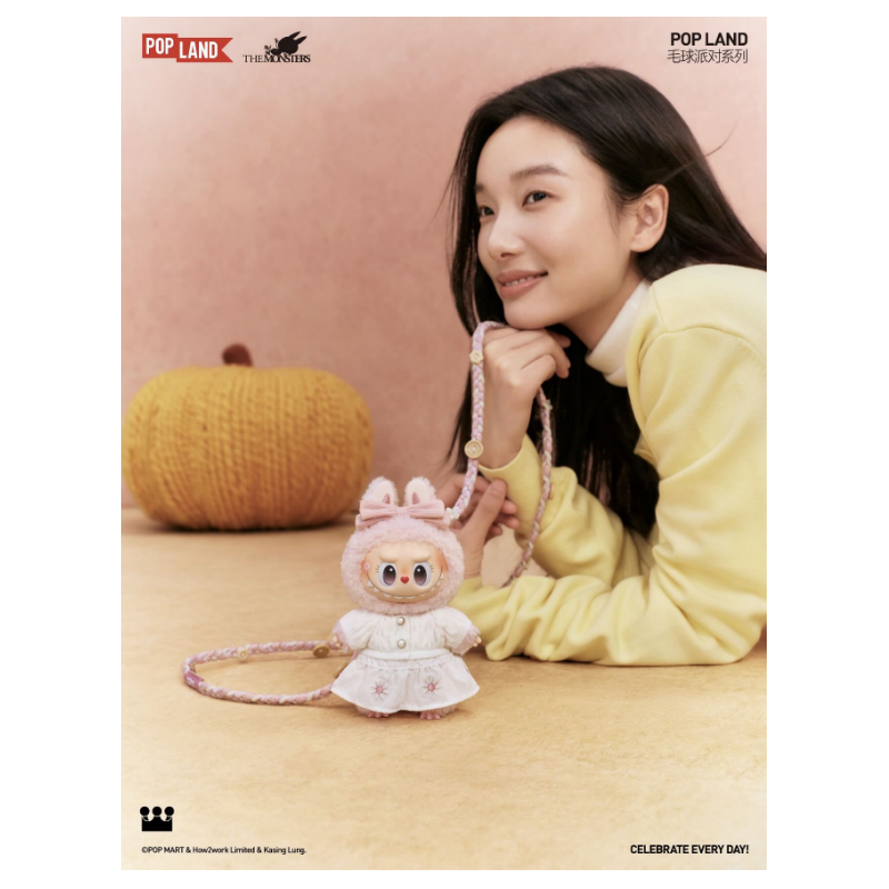 POP MART LABUBU MOKOKO THE MONSTERS 樂園限定 毛球派對系列 搪膠毛絨吊卡