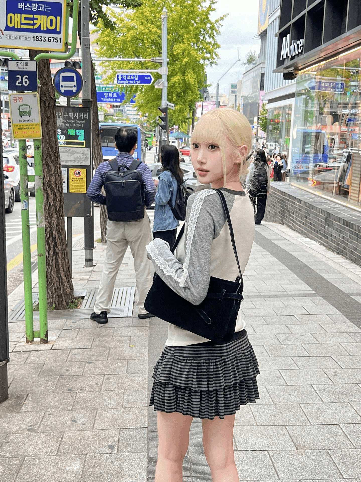 甜酷間紋短裙〈🇰🇷DAY 2〉