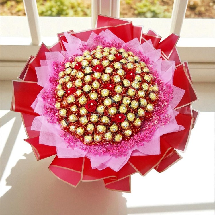 紅色喜氣100支金莎花香皂花束滿天星花束,拜拜花束,祭拜花束,還願花束,可抽取式花束,適合生日祝壽花束,神明祝壽花束,婚禮二次進場花束