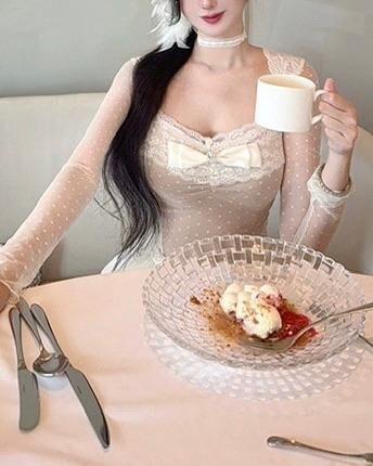 透視感水波點復古領上衣