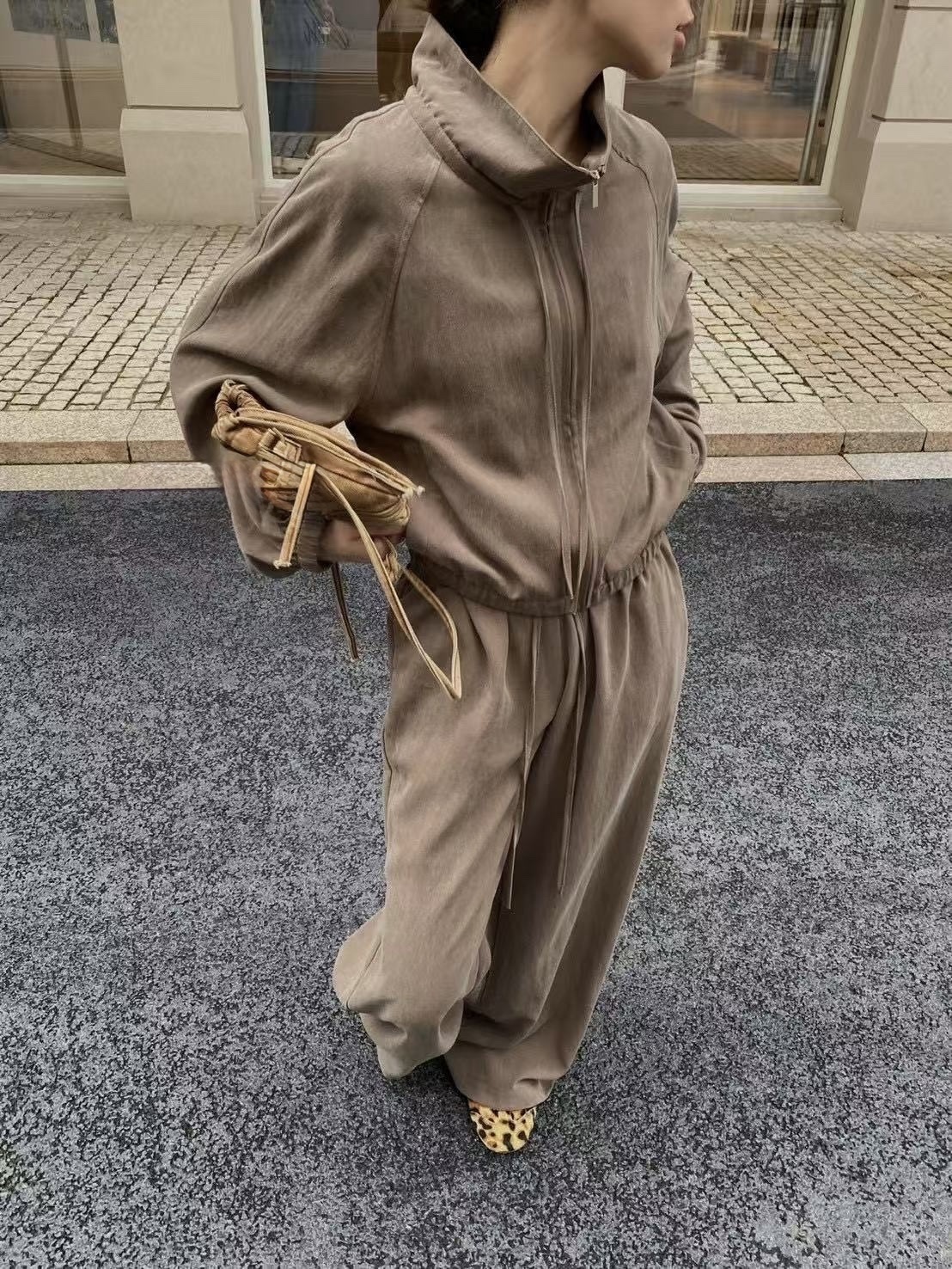 017 慕斯色調時髦休閒褲