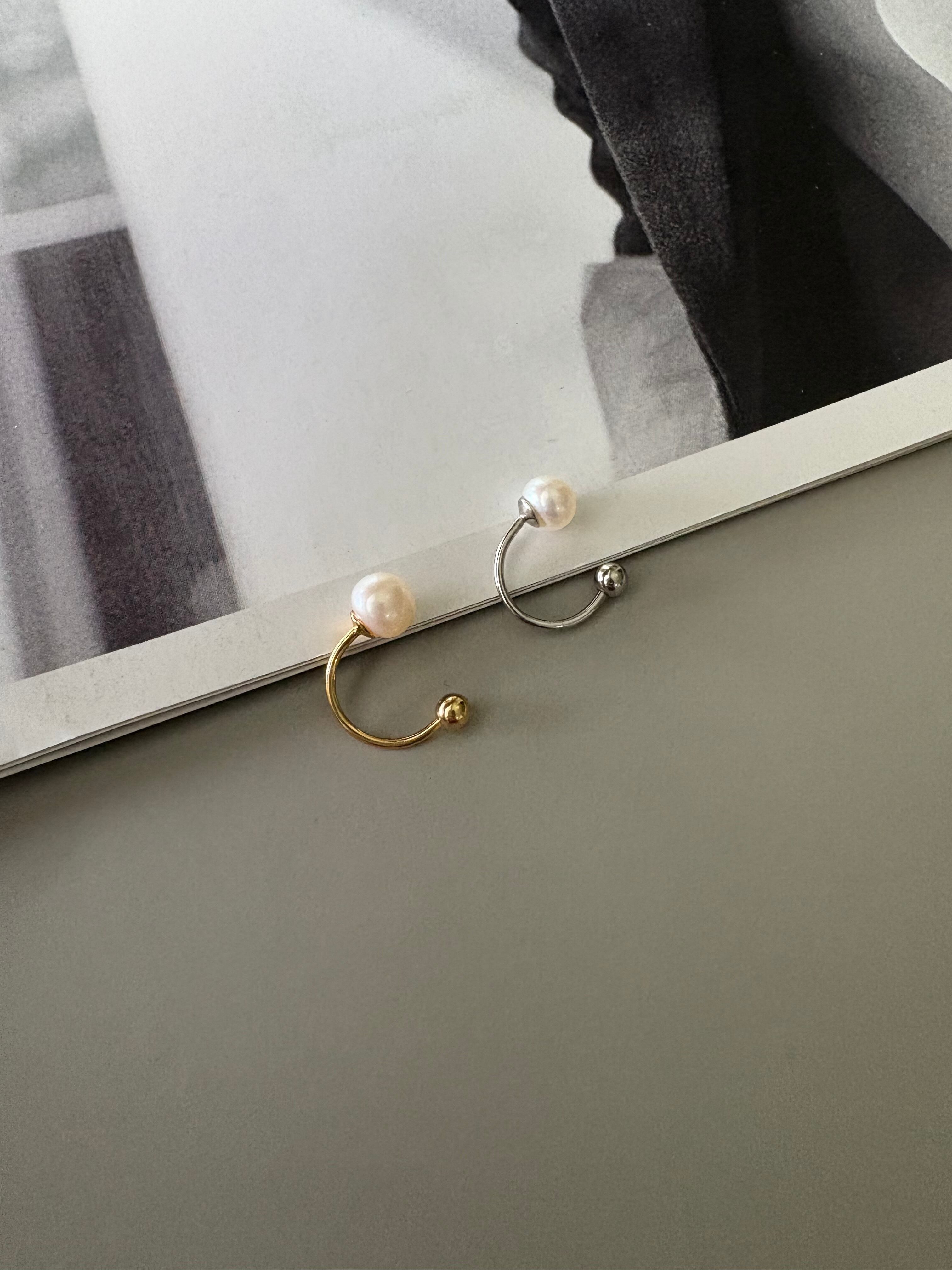 one pearl ear cuff