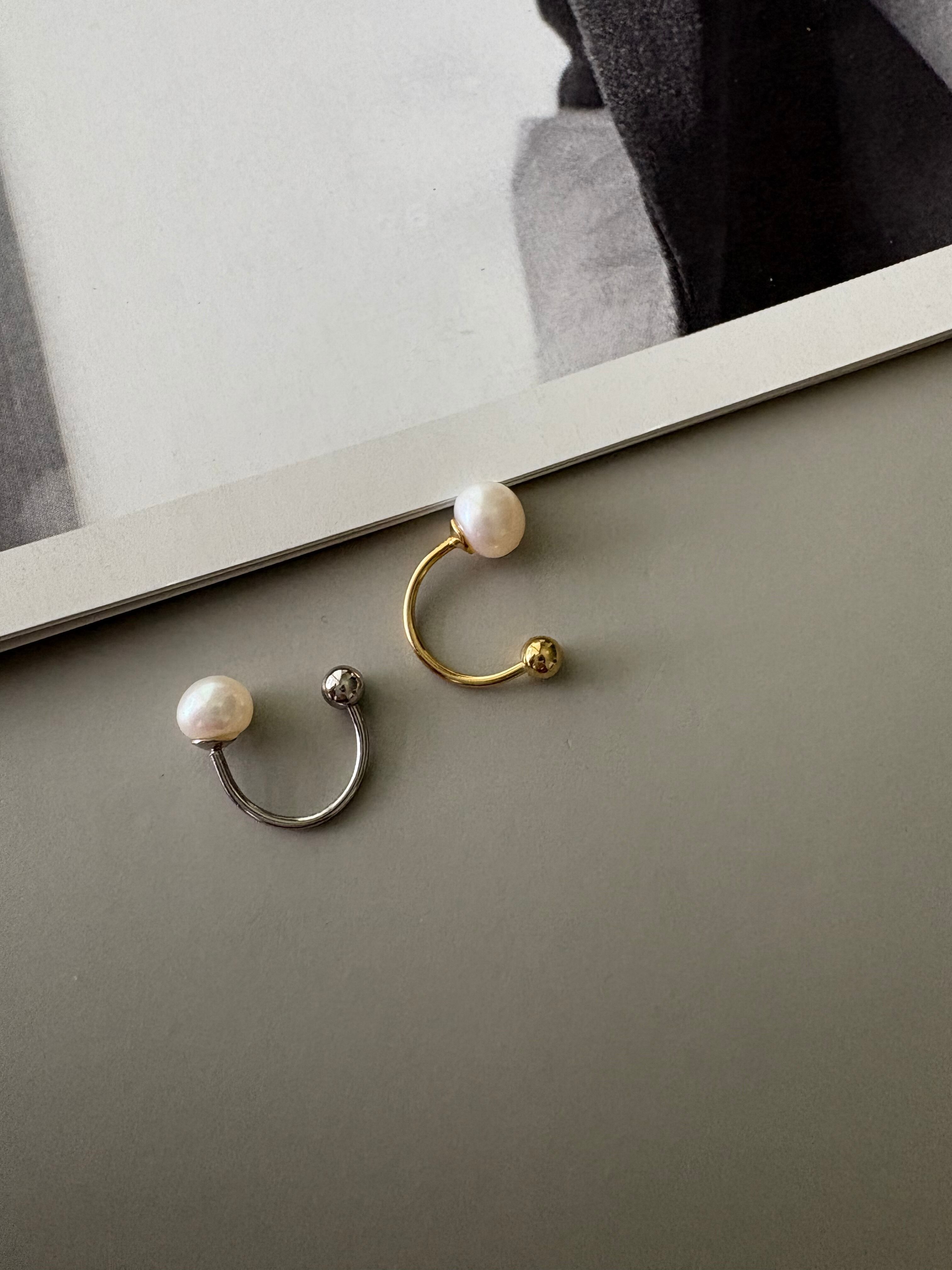 one pearl ear cuff