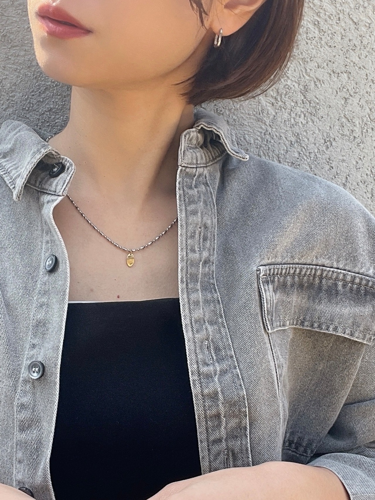 gold oval charm necklace