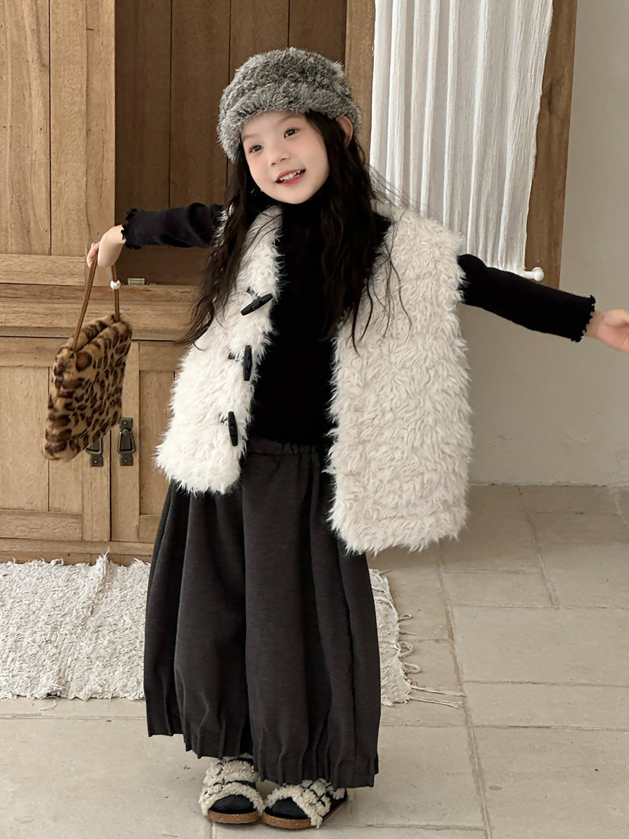 冬季軟糯牛角毛毛背心