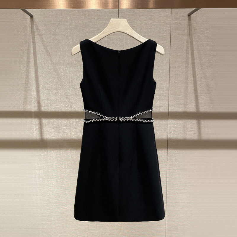 網紗拼接鑲鑽 收腰挺版洋裝