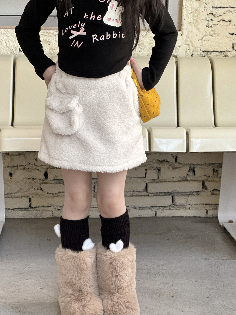 小熊感羊羔毛口袋短裙