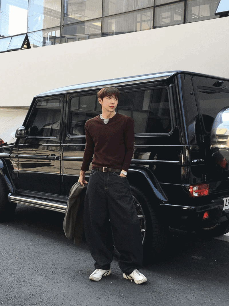 褶襉弧形不褪色牛仔褲 彎刀褲