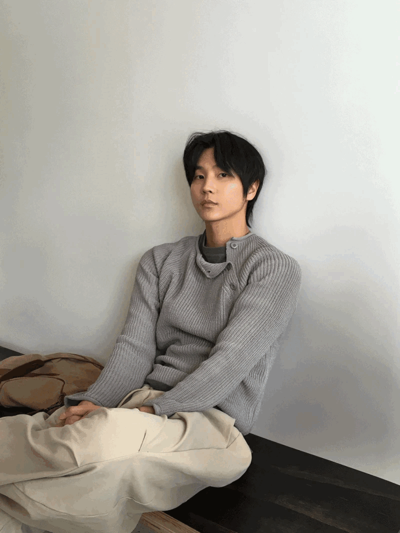 Chapter 側扣短版針織衫