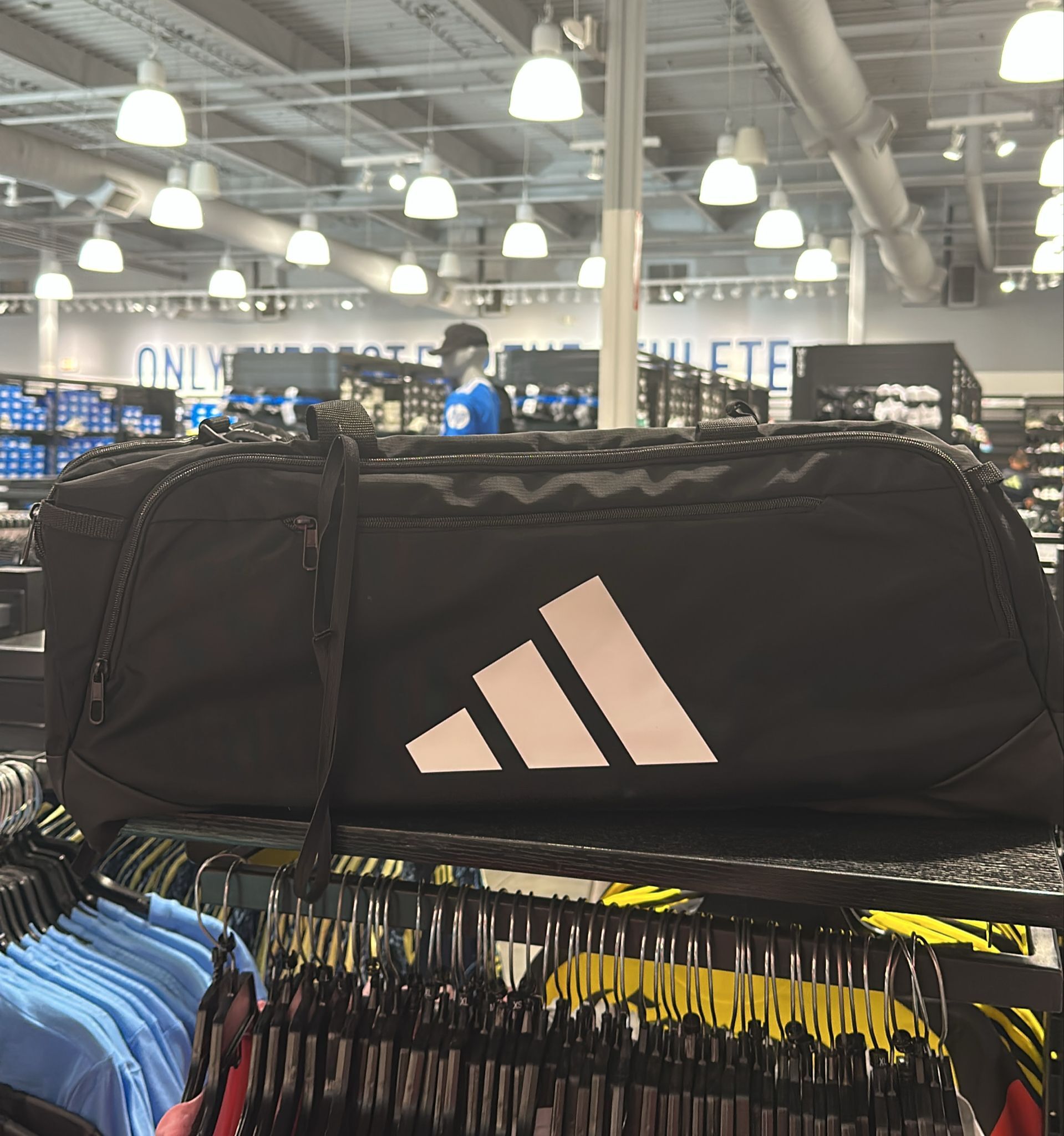 【直播】Adidas LL10153133 超大號運動袋