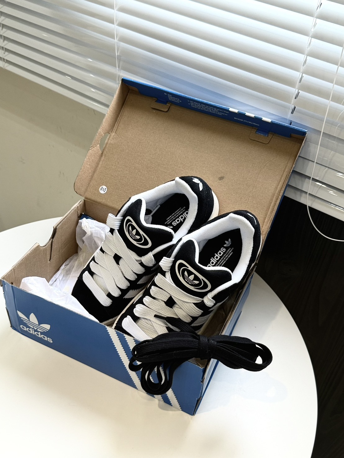 ADIDAS CAMPUS  LISA同款 三葉草麵包鞋