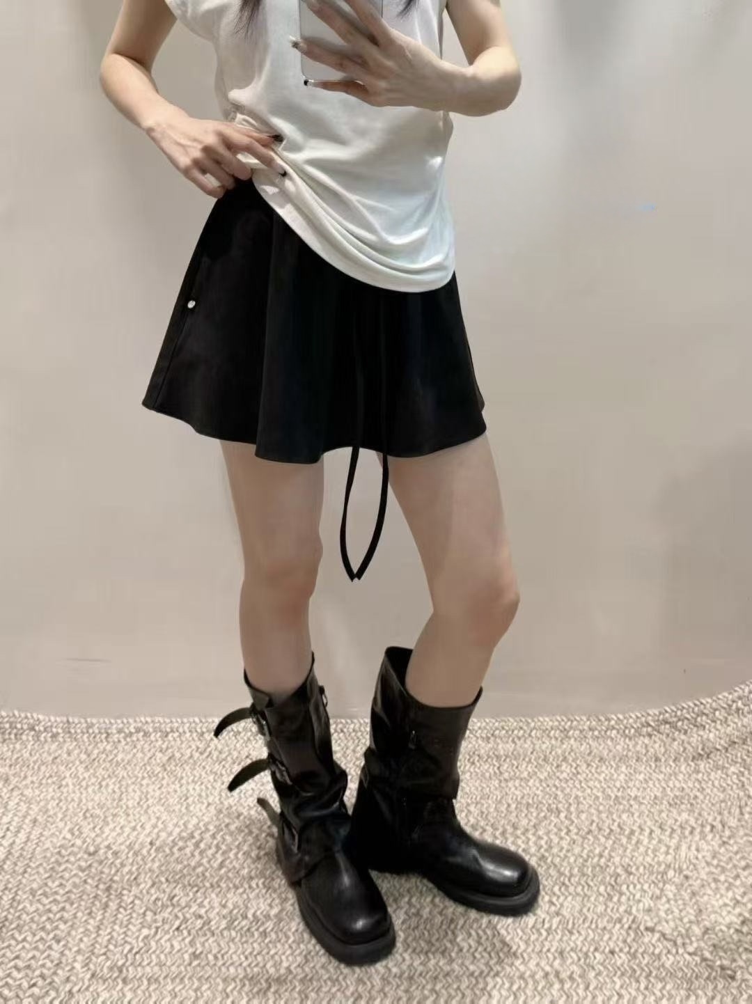 988 絨面小傘擺短裙