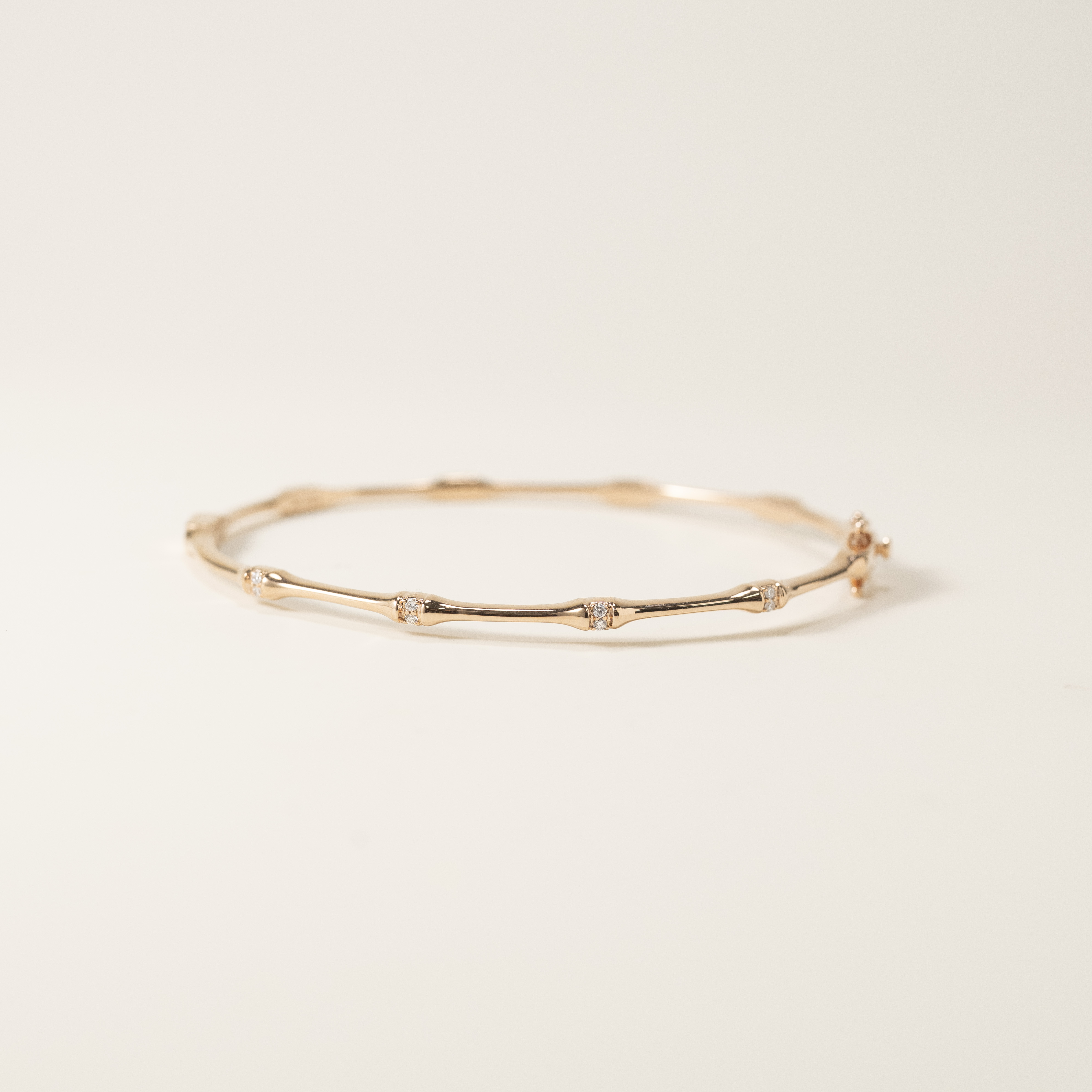 18K Twig Diamond Bangle