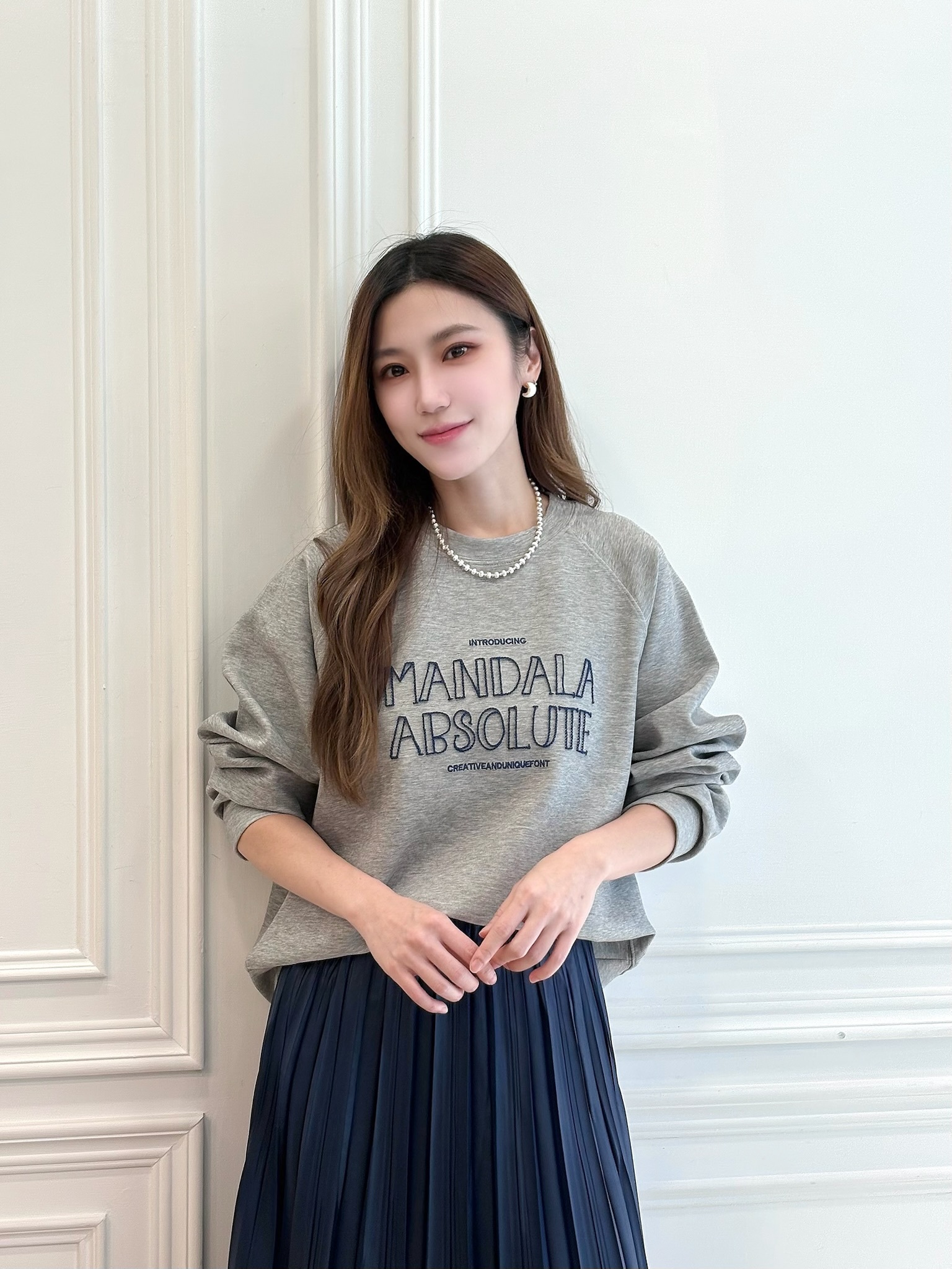 立體刺繡澎潤大學T