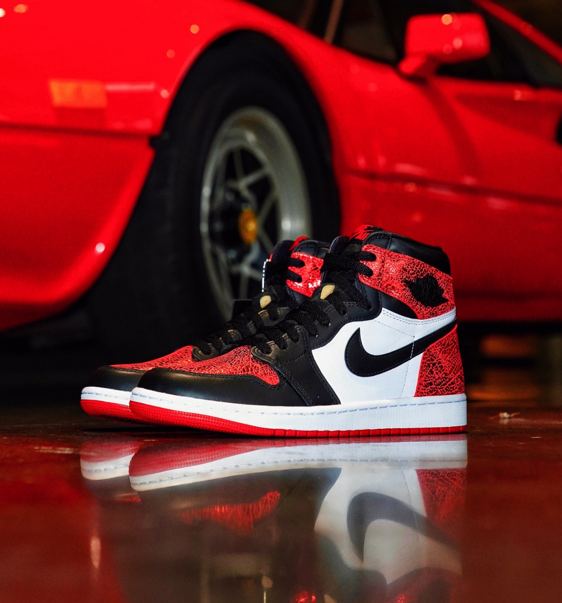 女鞋 NIKE W AIR JORDAN 1 RETRO HI OG 紅黑白 皮革 金屬裂紋 高筒 休閒鞋【FD2596-602】AJ1OG