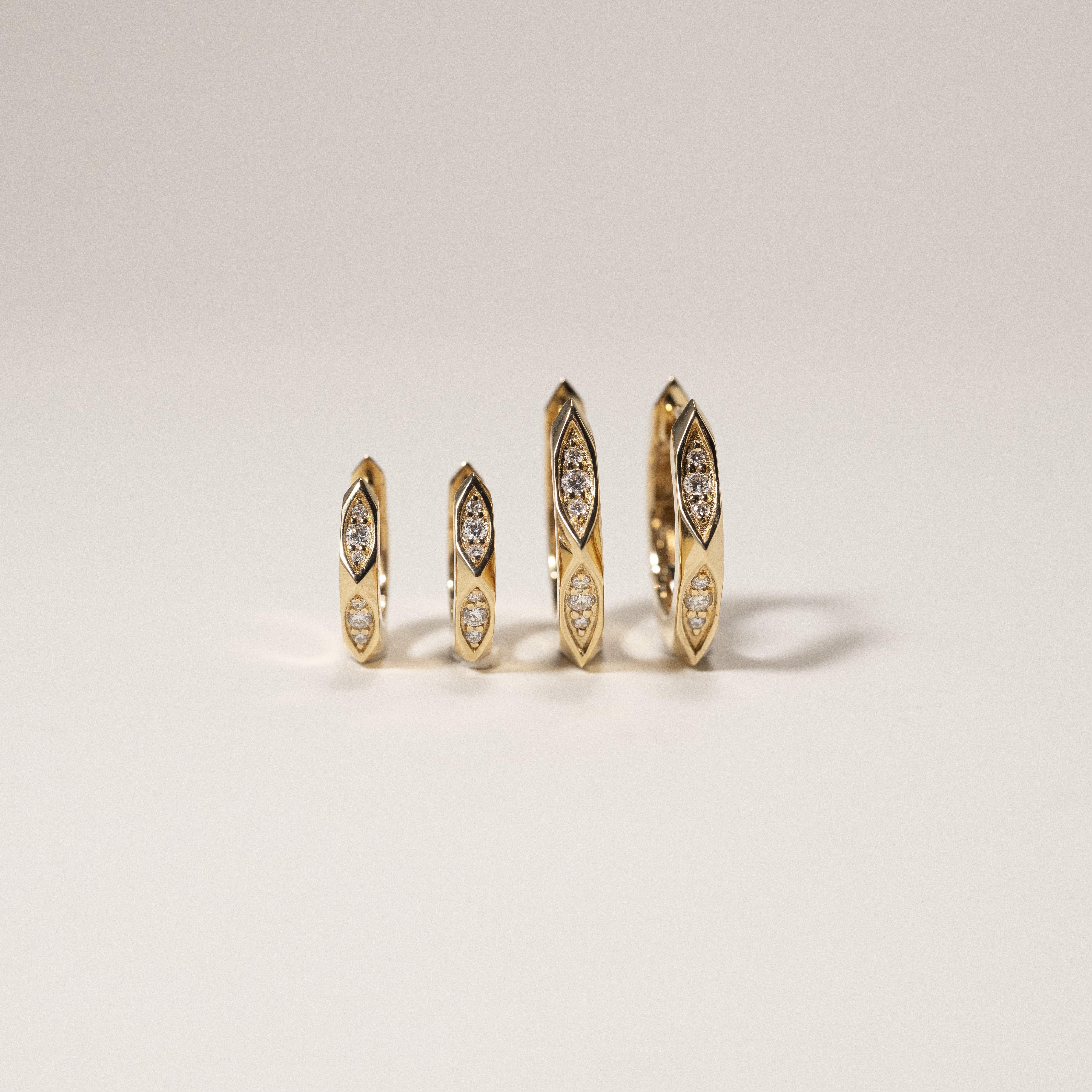 18K Ember Diamond Earring