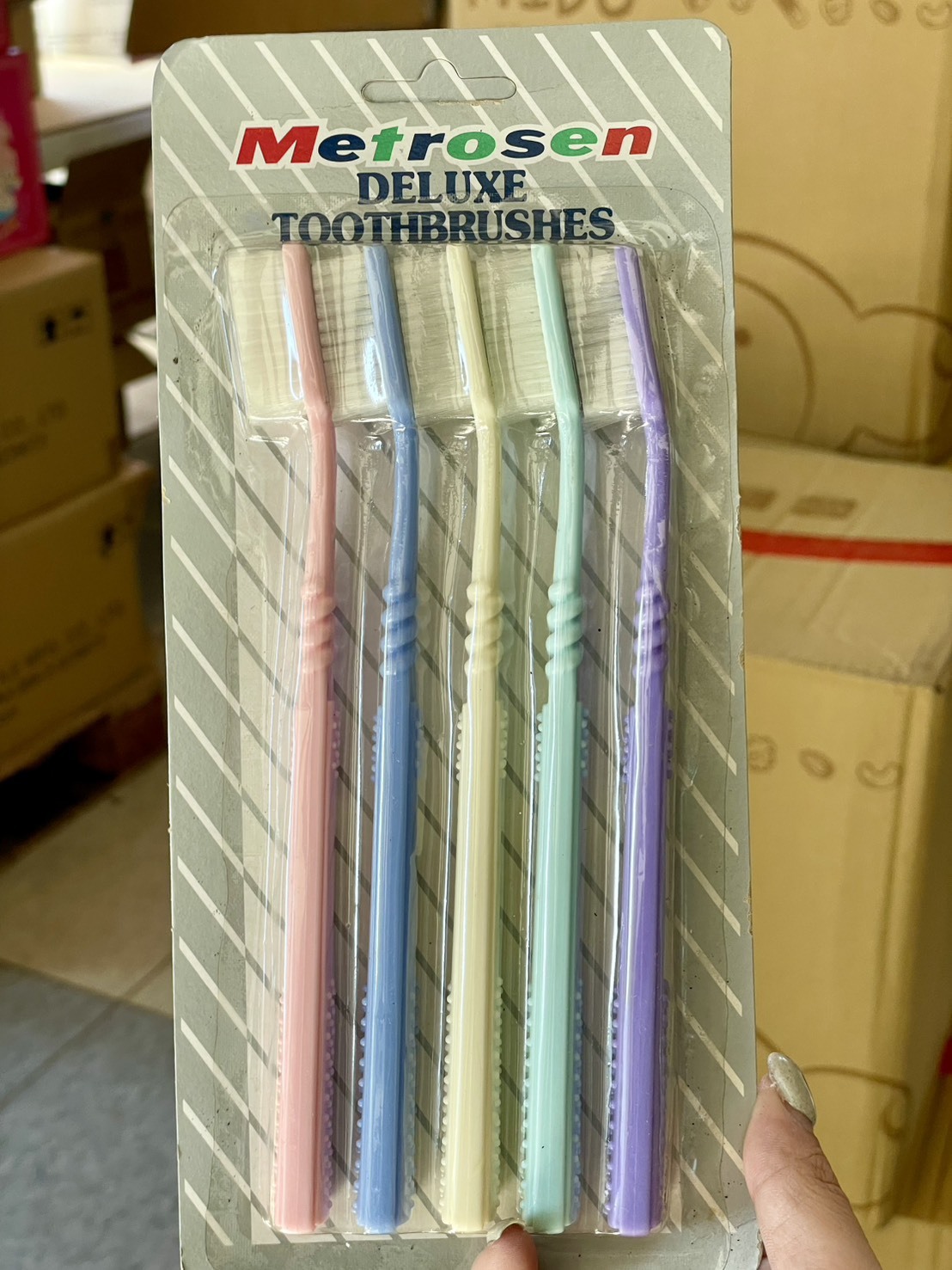 台東院│馬卡龍色牙刷