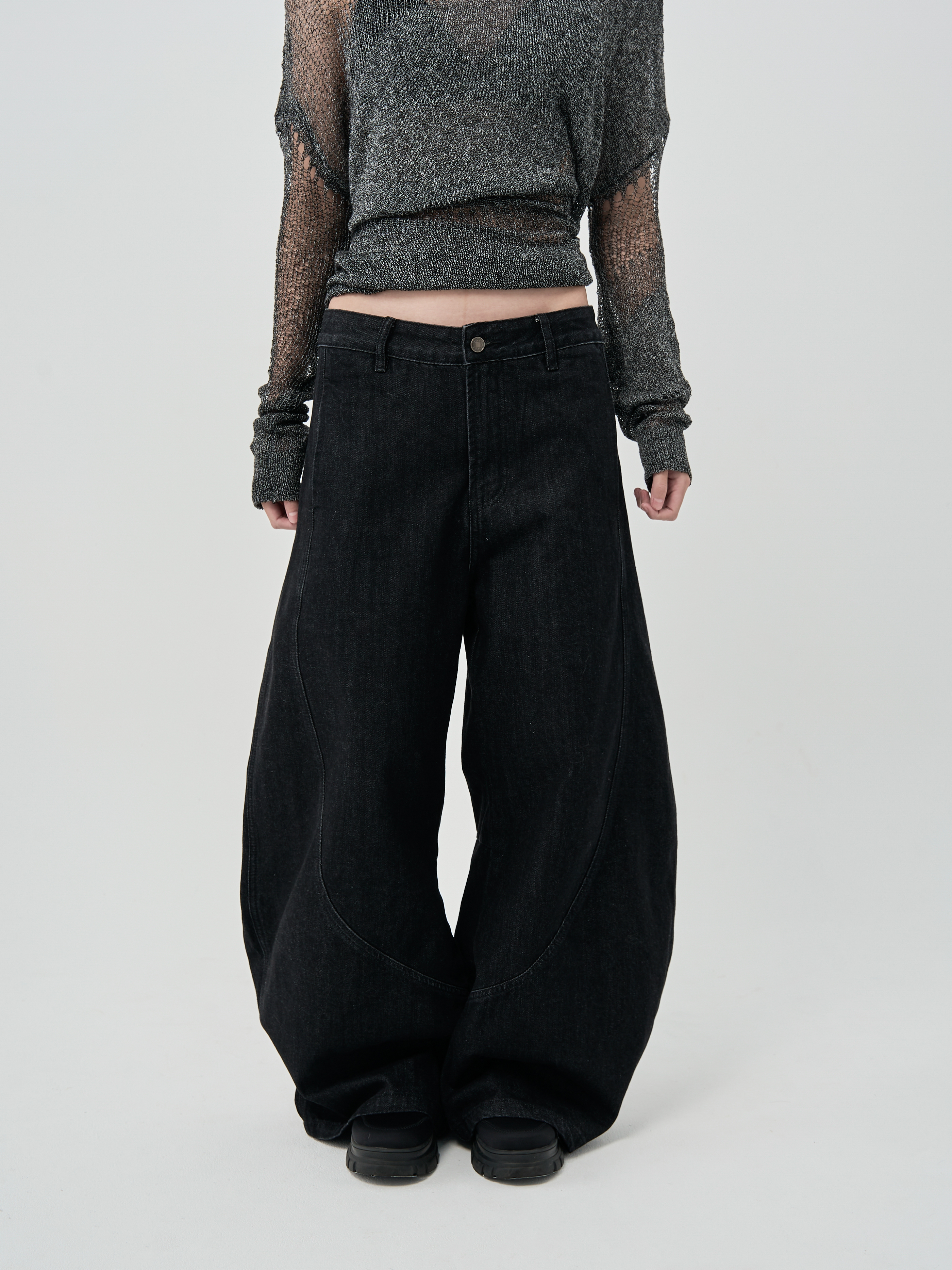 原丹寧弧形彎刀長褲-黑