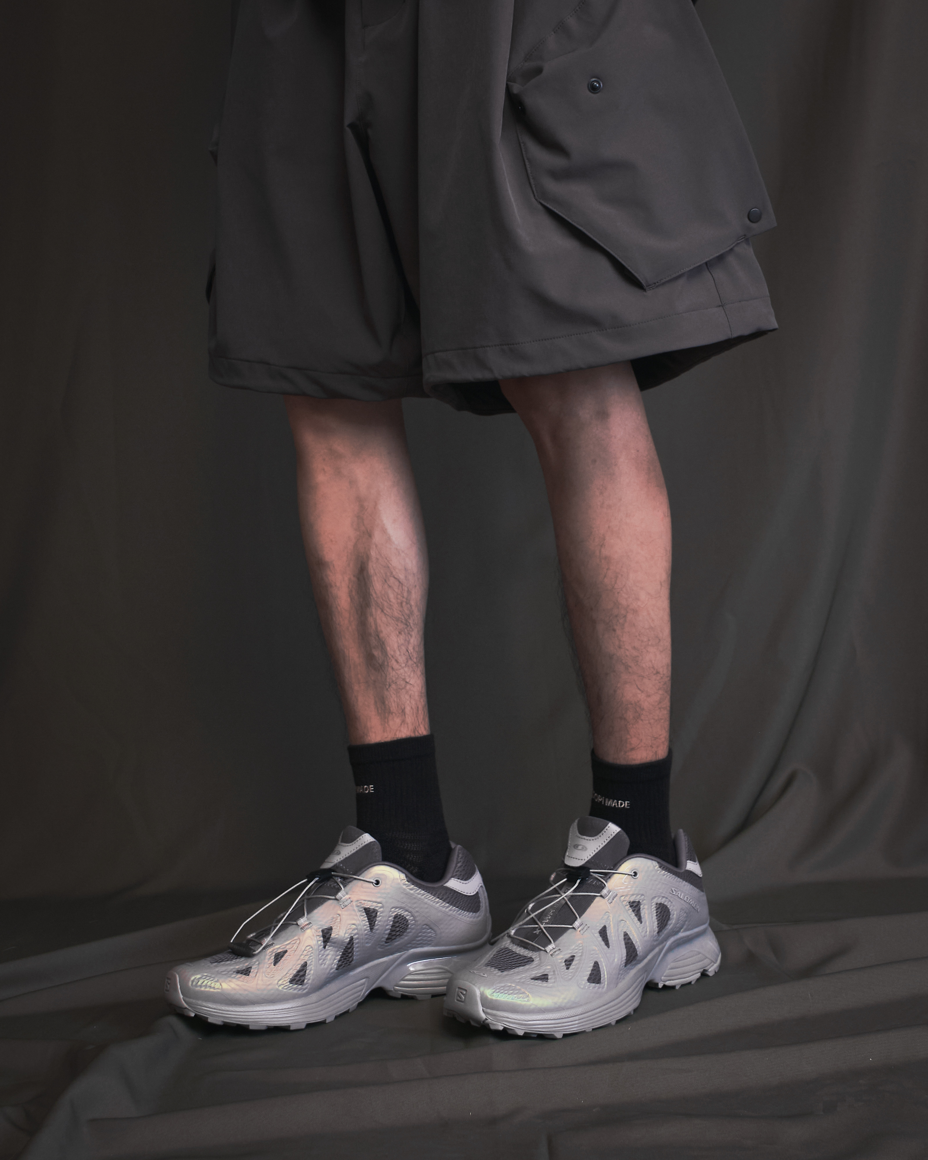 GOOPiMADE “GKA-S1” COOLMAX® Logo Tabi Socks (Light) - Shadow