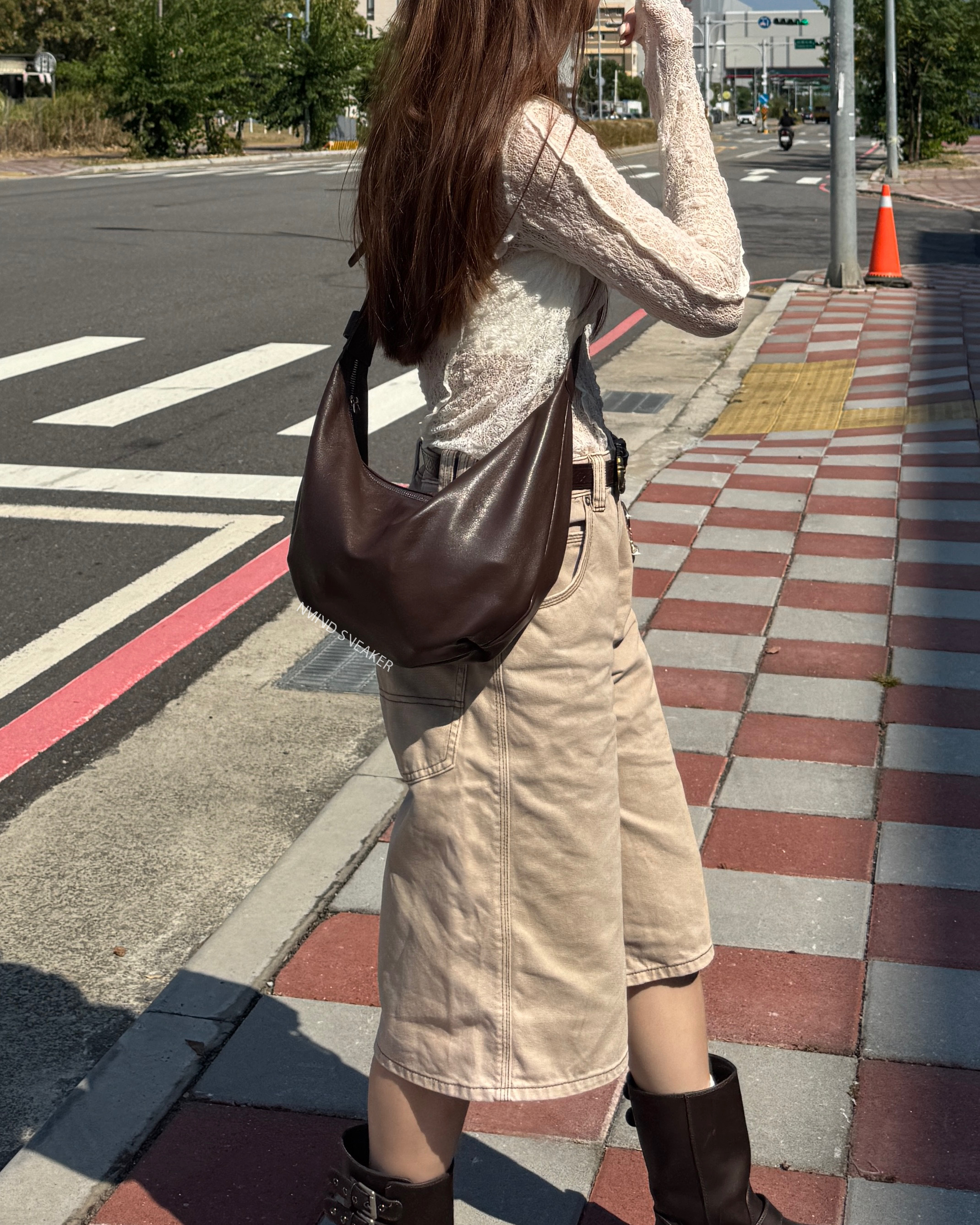 <快速出貨> 羊皮雲朵餃子包☁️ 兩色