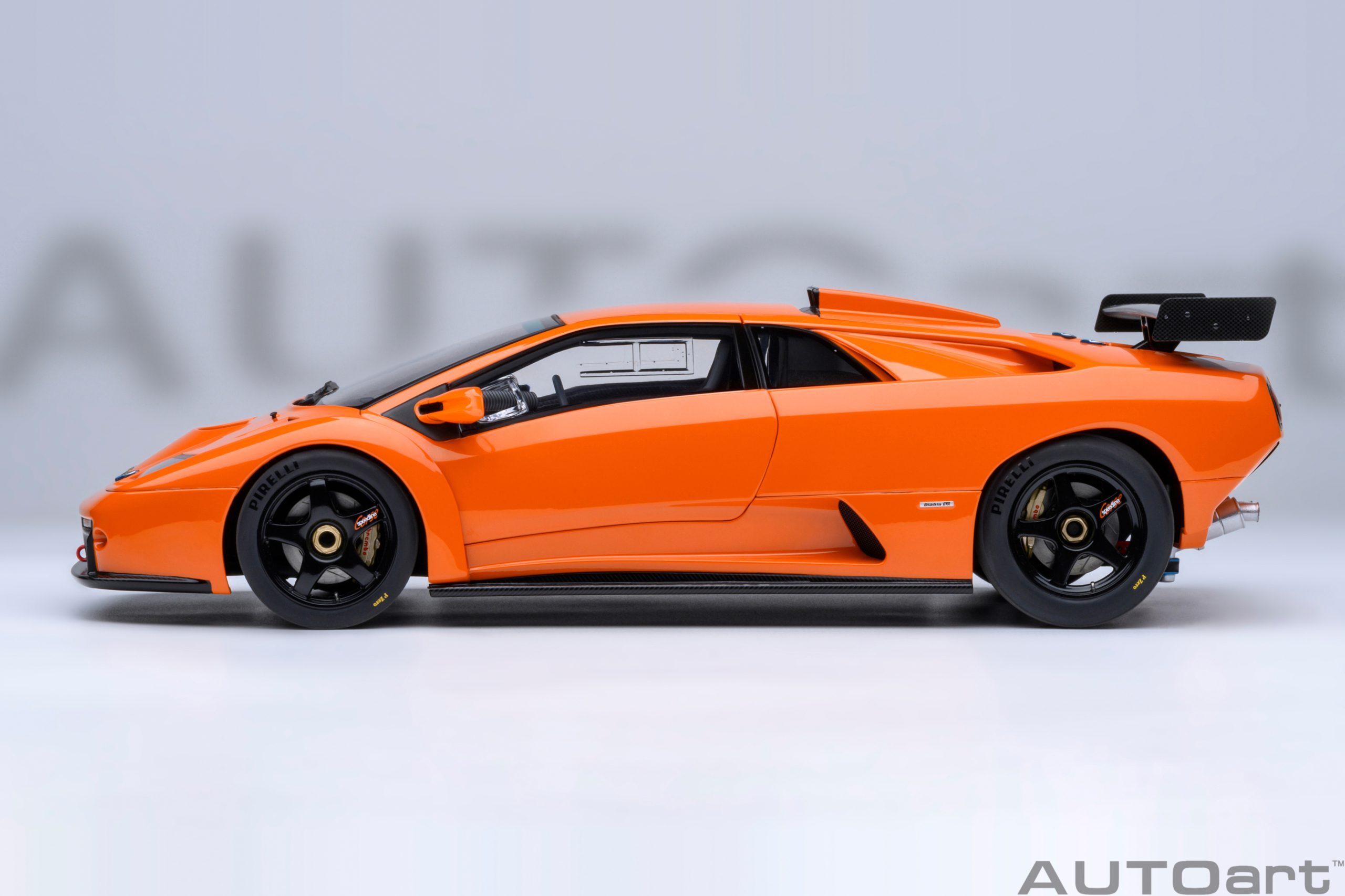 1/18 AUTOART Lamborghini Diablo GTR (Arancio Ishtar) (79139)