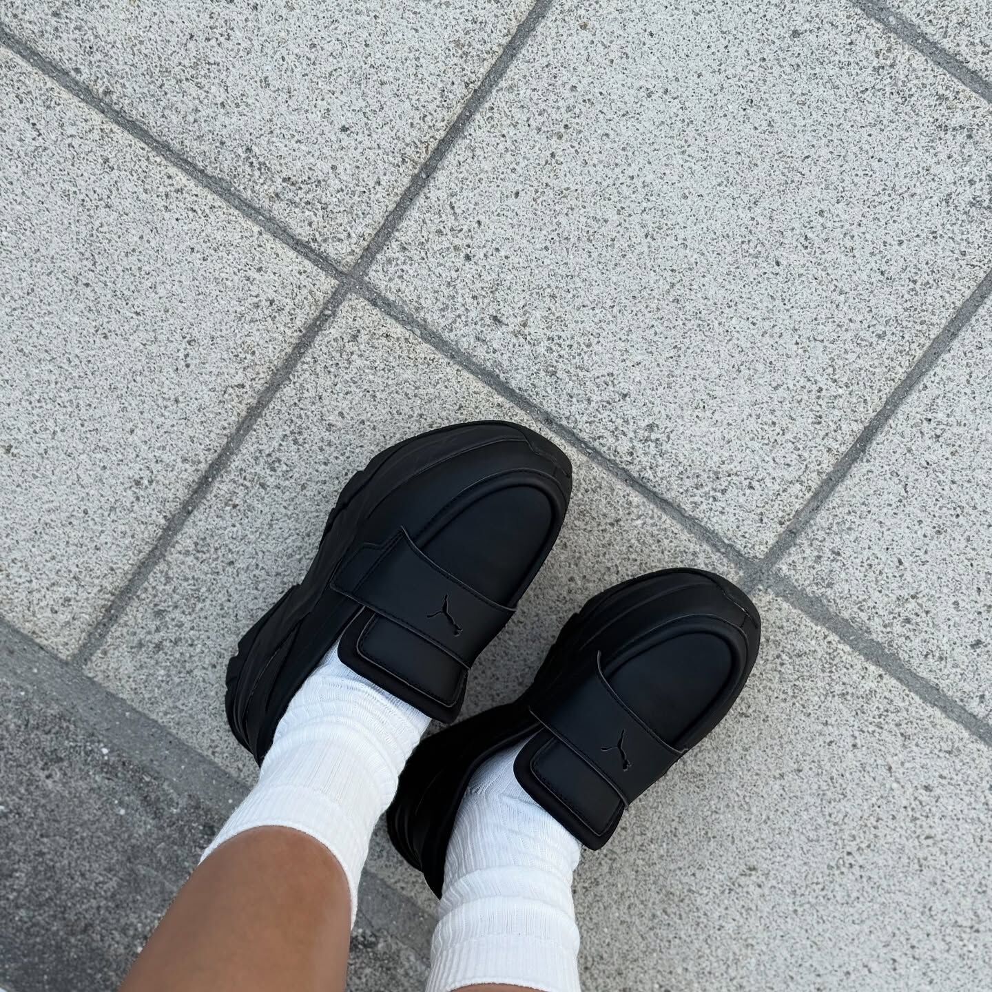 PUMA Sophyr Slip On Loafers 日本限定 黑色 厚底 增高 樂福鞋 39773001