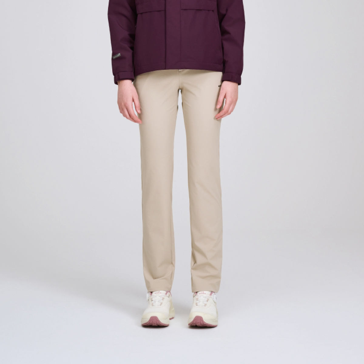 【EIDER】女Defender防潑水長褲/25EDWU25302-[淺卡其、經典黑]