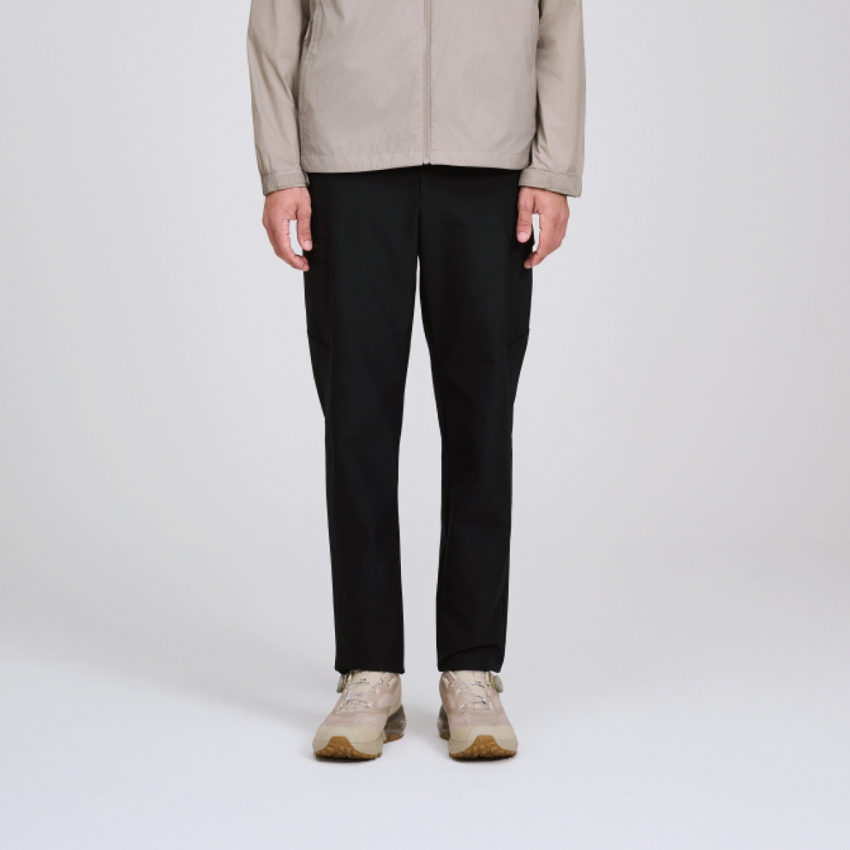 【EIDER】男Weather flex防風防潑水長褲/25EDMU25313-[灰卡其、經典黑]