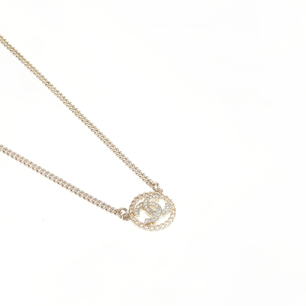 【CHANEL】CC Logo 水鑽及圓形鏤空造型項鍊(金色)