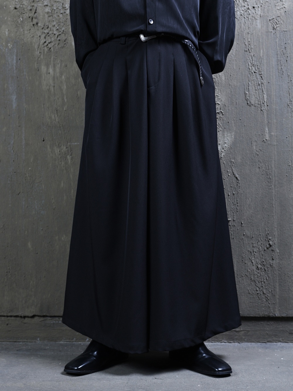 三褶雅痞西裝寬褲