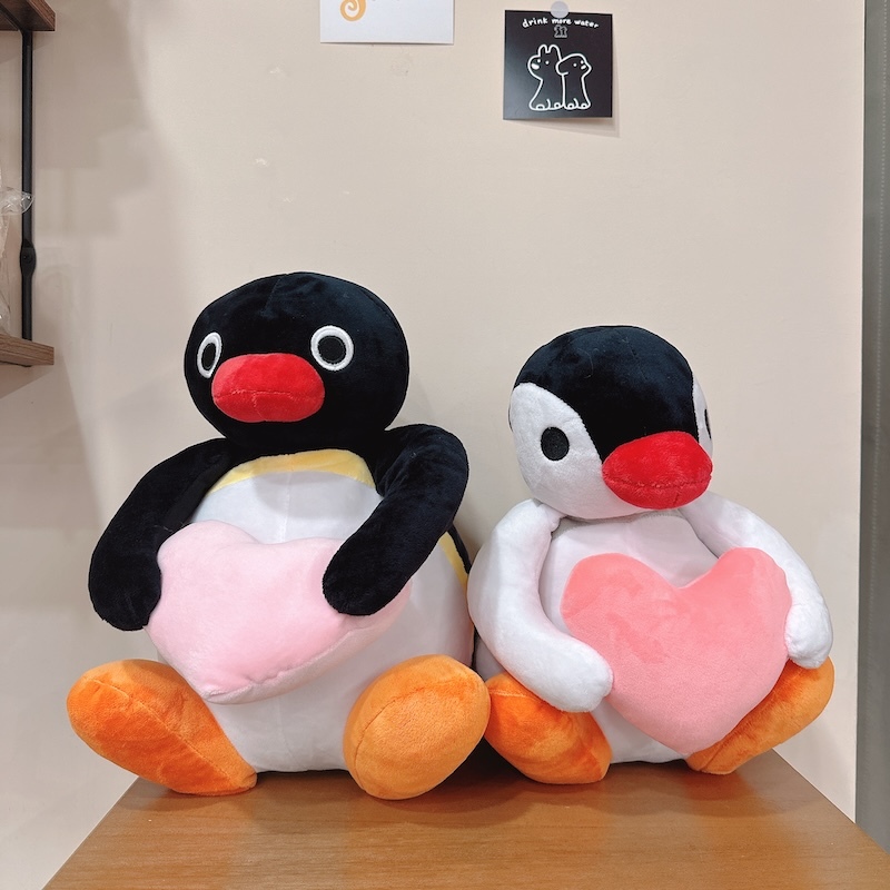 《10168》Pingo抱愛心款大玩偶/12吋